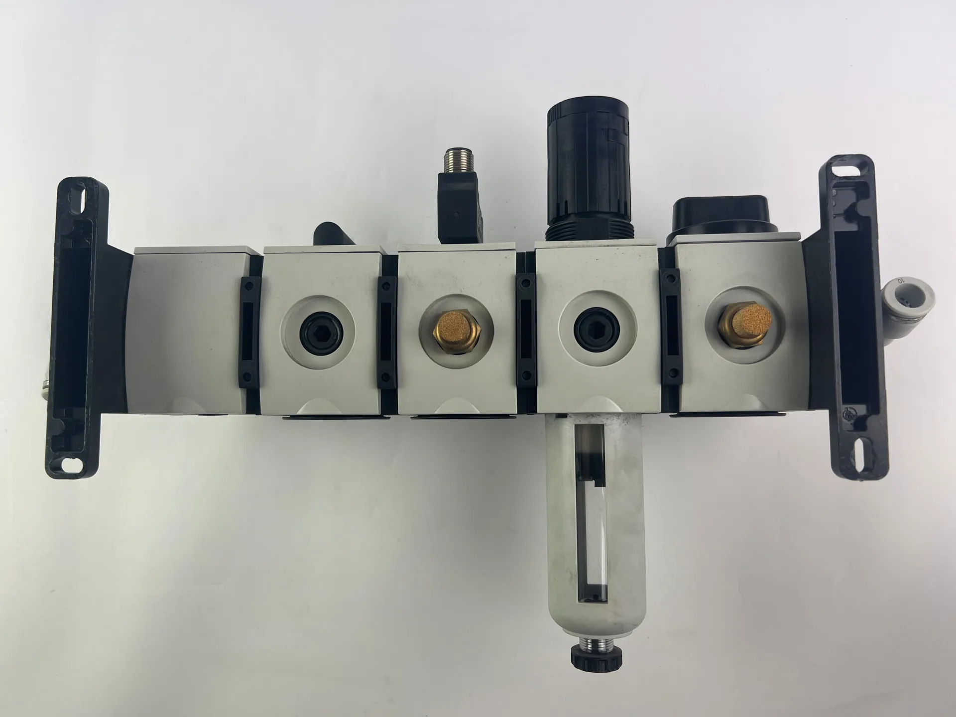 Aventics R412006256 R412006175 R412006380 R412006272 R412006250 + R412010767 Pressure Regulating Valves - Thumbnail 11