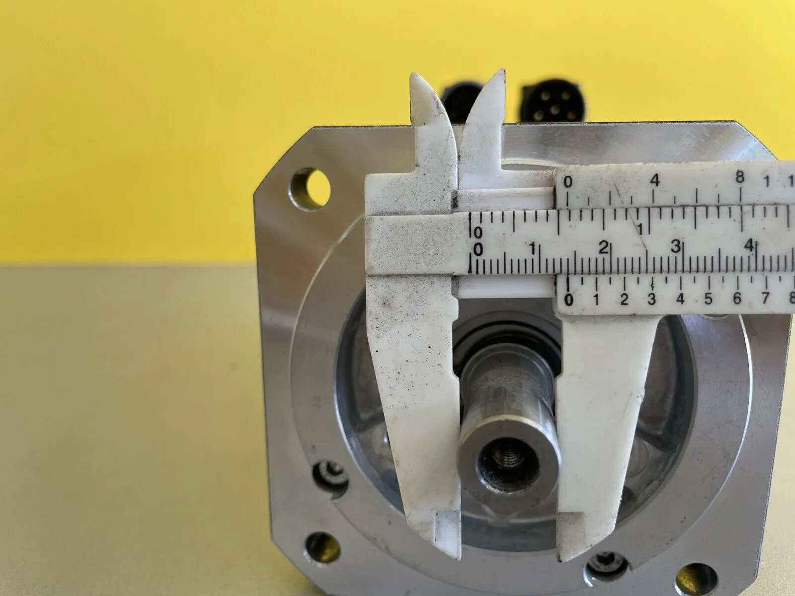 MANOTECH AC SERVO MOTOR M406D-00101-7000-0 - Thumbnail 9