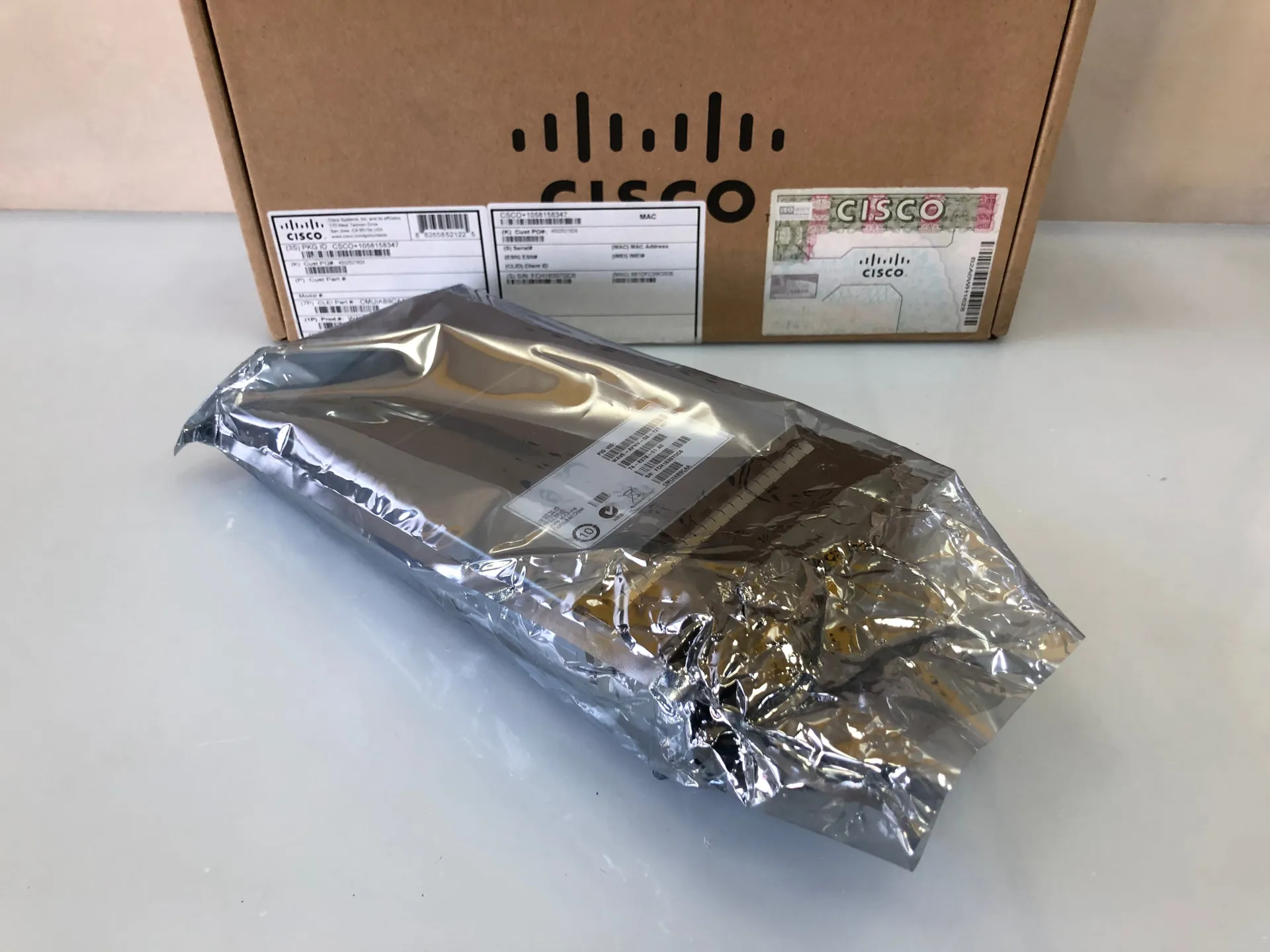 Cisco WAVE-APNV-GE-12T 12-Port Expansion Module - Thumbnail 3