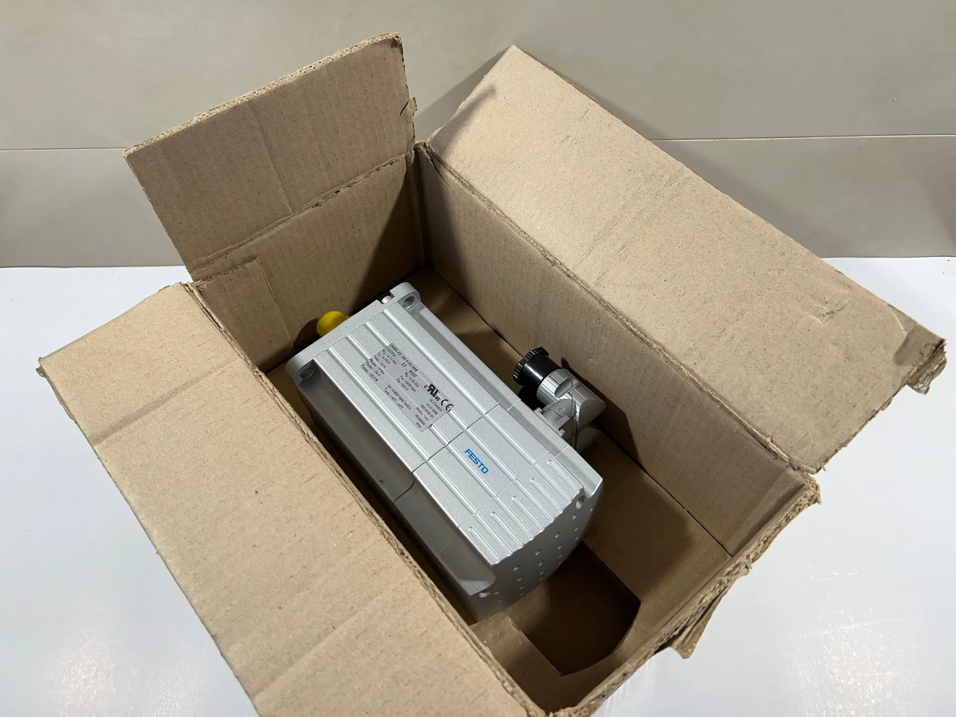 Festo EMMS-AS-100-S-HS-RRB 1562914 Servo Motor – High-Speed, Synchronous, RRB Encoder4 - Thumbnail 3