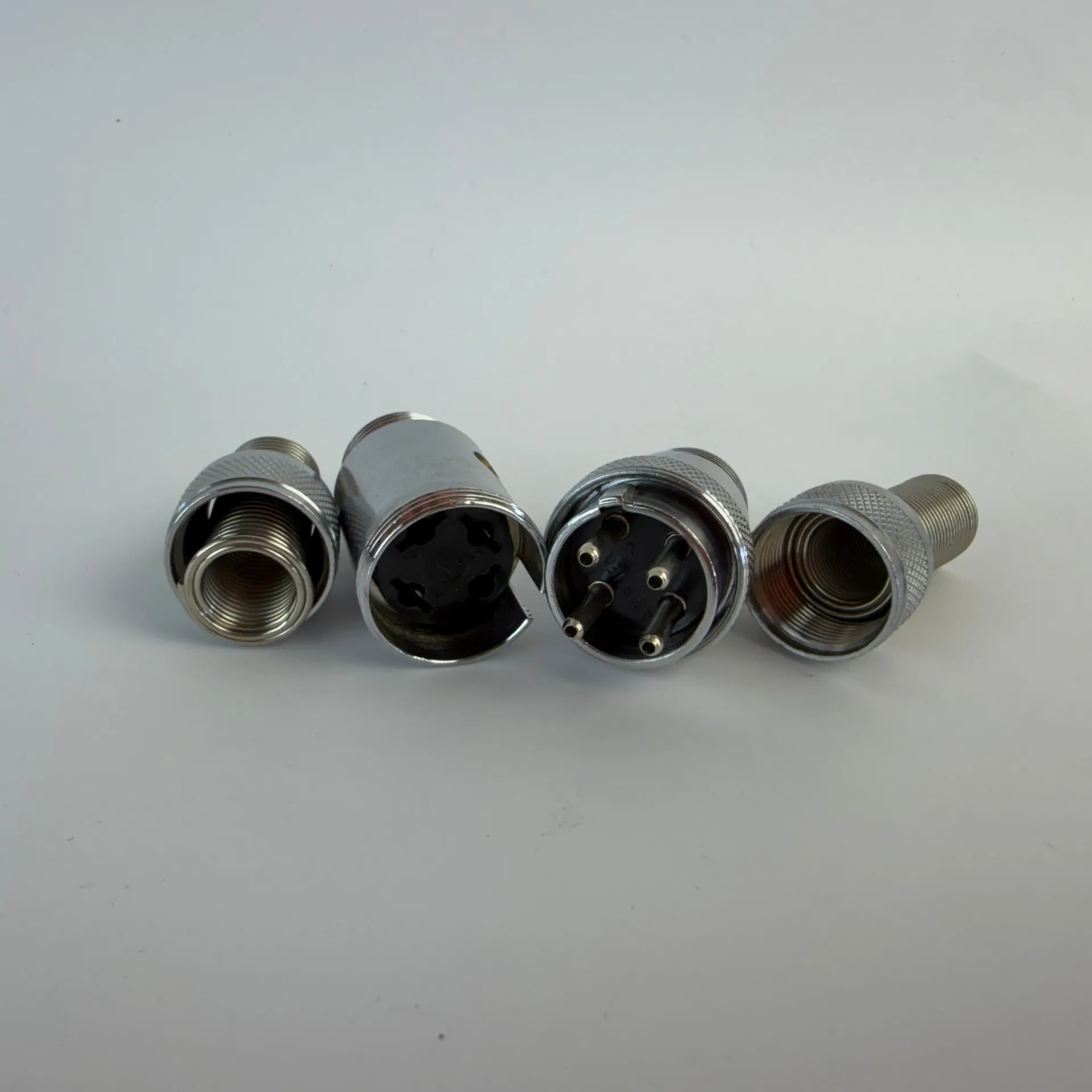 Amphenol 4-Pin Circular Male Cable Connectors Metal – Lot of 2 - Thumbnail 8