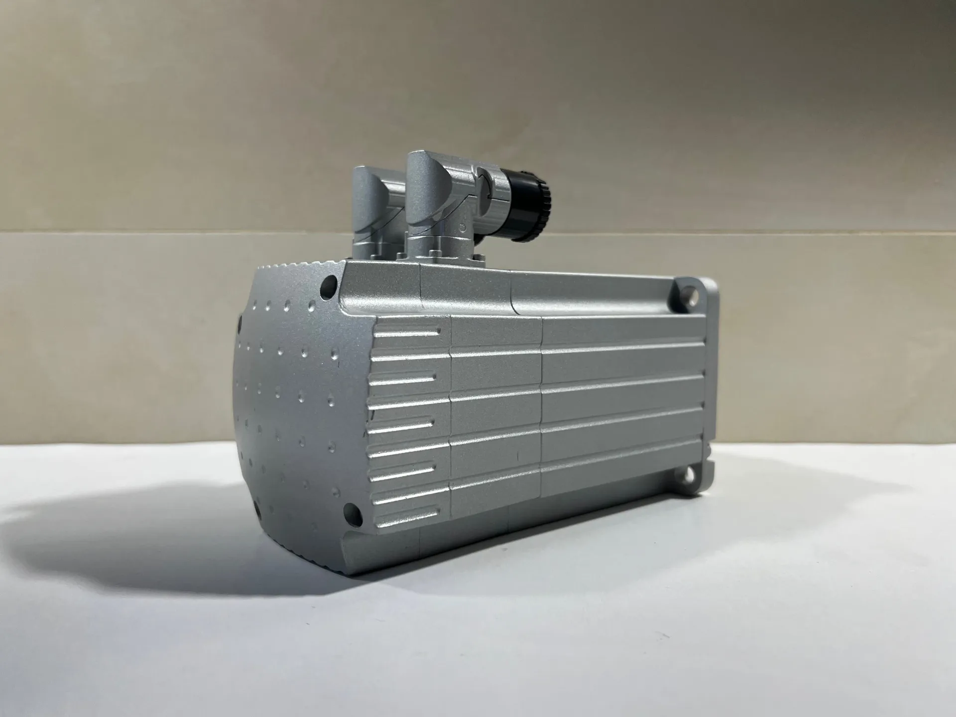 Festo EMMS-AS-100-S-HS-RRB 1562914 Servo Motor – High-Speed, Synchronous, RRB Encoder4 - Thumbnail 6