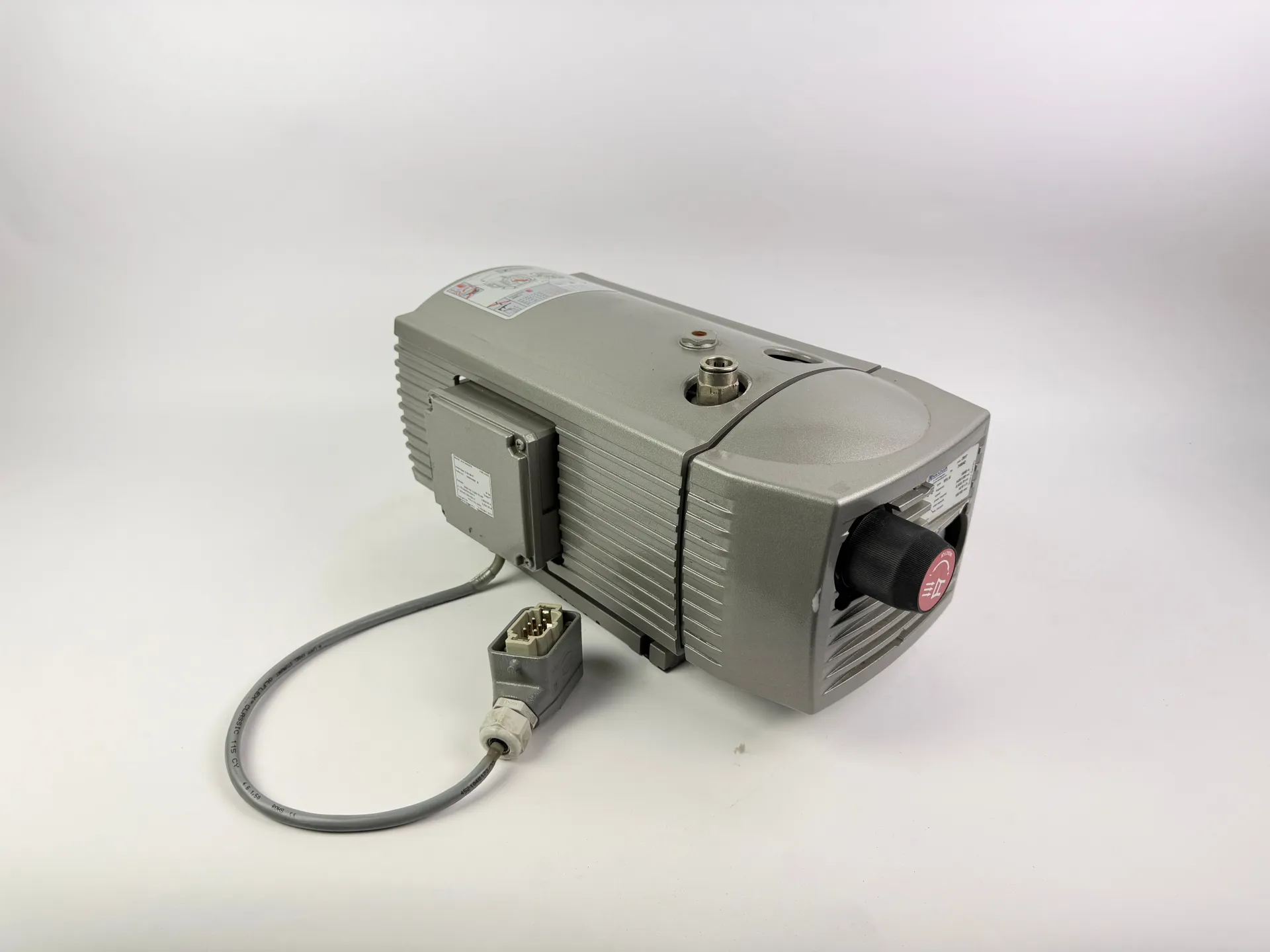 Becker VT4.16 Rotary Vane Vacuum Pump 0.55/0.70kW 3-Phase 16-19 m³/h 2017 - Thumbnail 2
