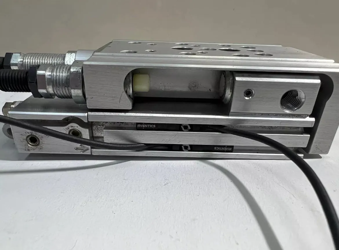 Aventics R412019199 Slide Cylinder 10Bar with Sensor & 1.2m Cable - Thumbnail 3