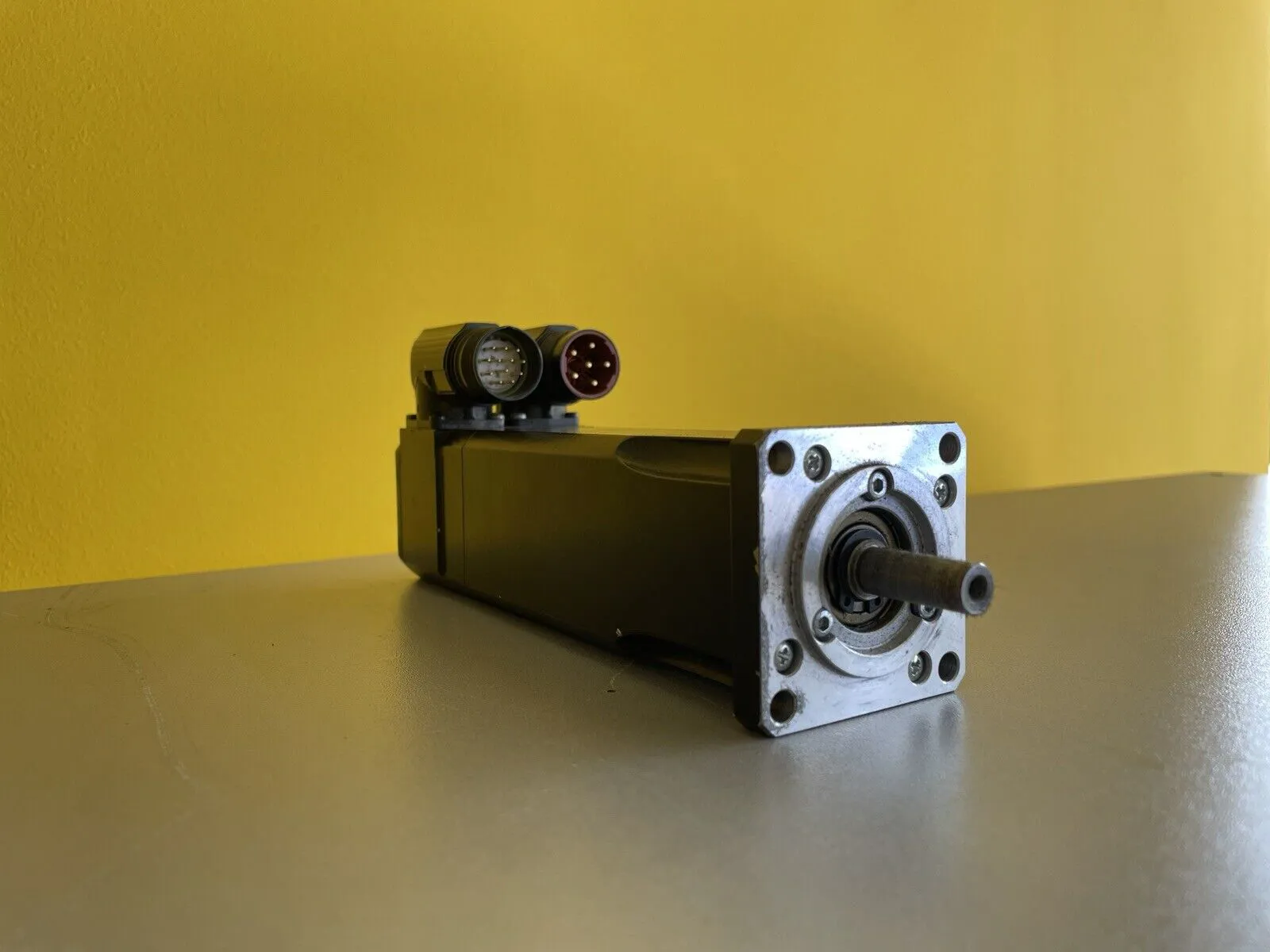 BAUTZ AC SERVO MOTOR M256B-B0101-7000-0 - Thumbnail 3