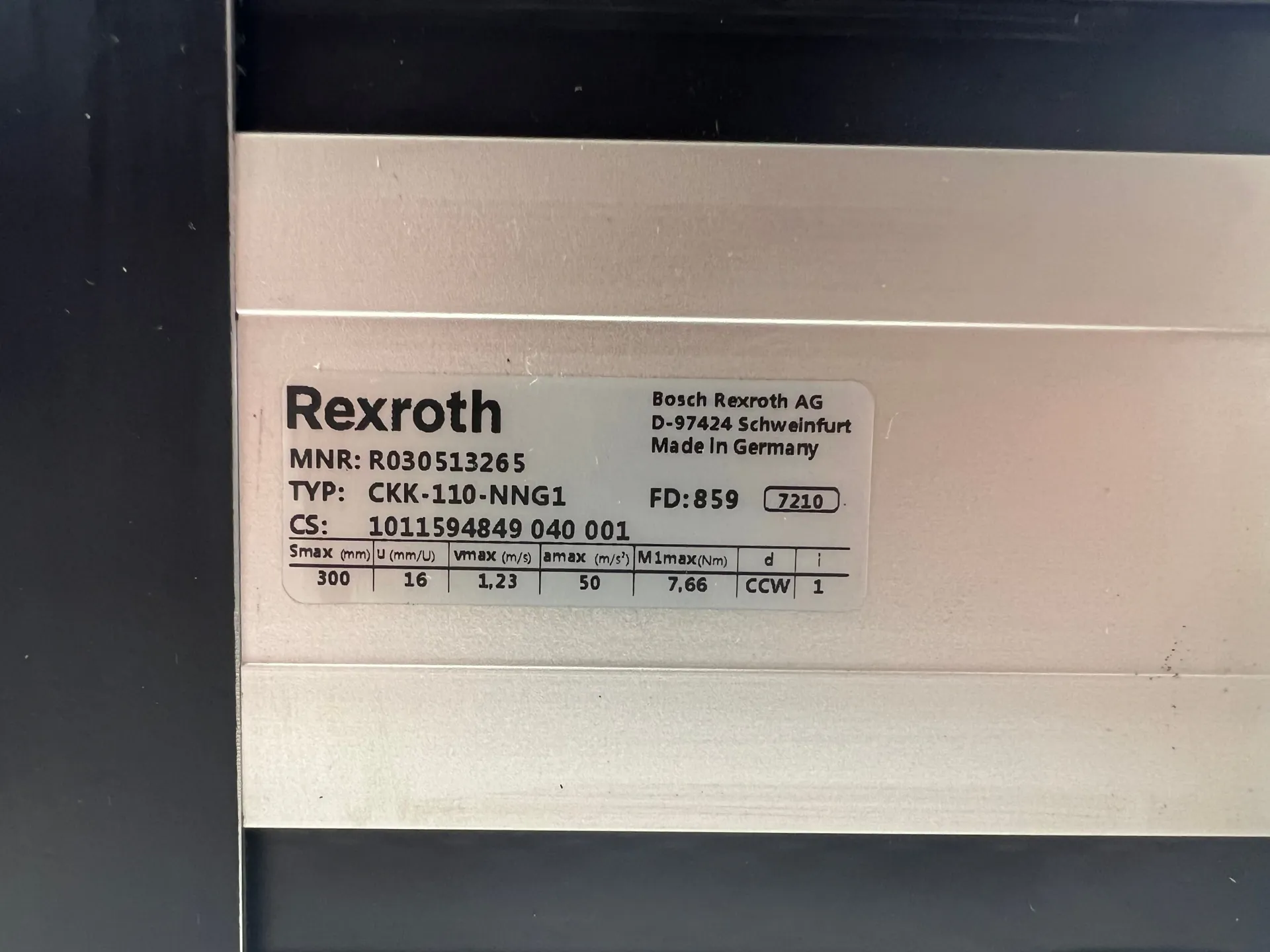 Rexroth R030513265 CKK-110-NNG1 Compact Module + R911306060 MSK040C-0600-NN-M1-UG0-NNNN Motor + 2 Cables + 2 Sensors - Thumbnail 7