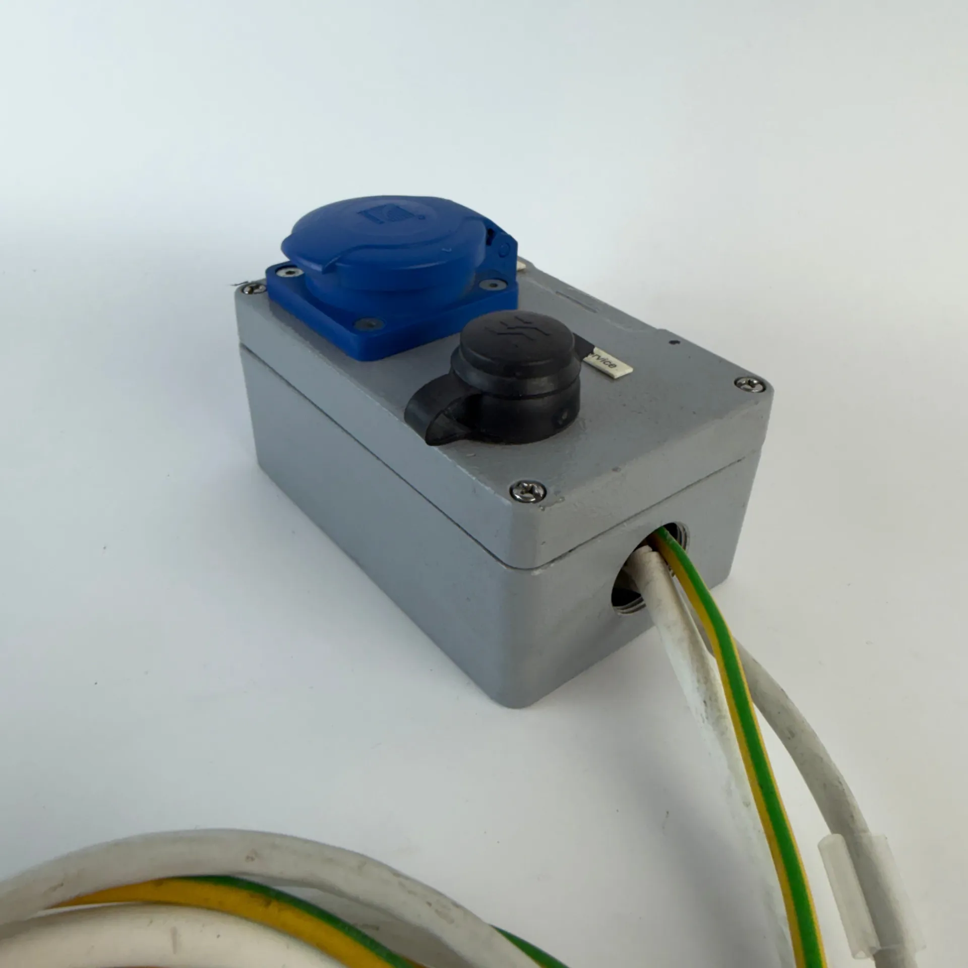 Rittal Industrial Service Connection Box with 16A 250V Socket & RJ45 Ethernet Port - Thumbnail 6