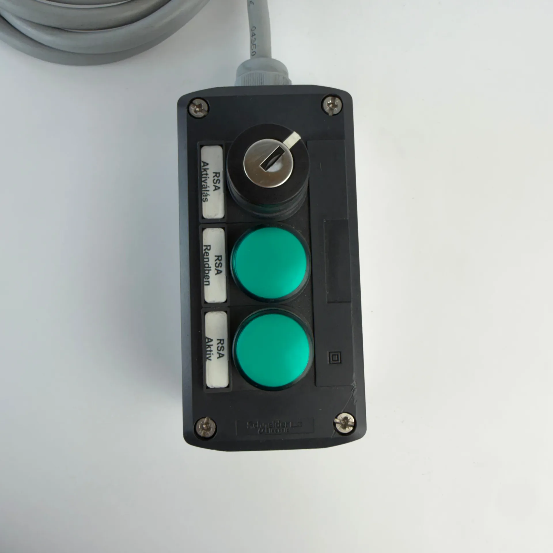 Schneider Electric XAL Control Station with Key Selector & 2 Green Pilot Lights, 2.2m Cable - Thumbnail 4