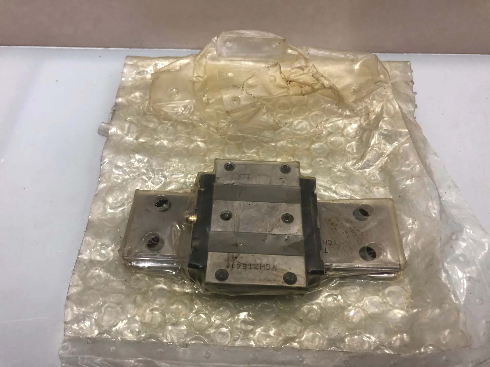 NEW THK SHW21 Linear Guide Block with 130mm Rail - Thumbnail 2
