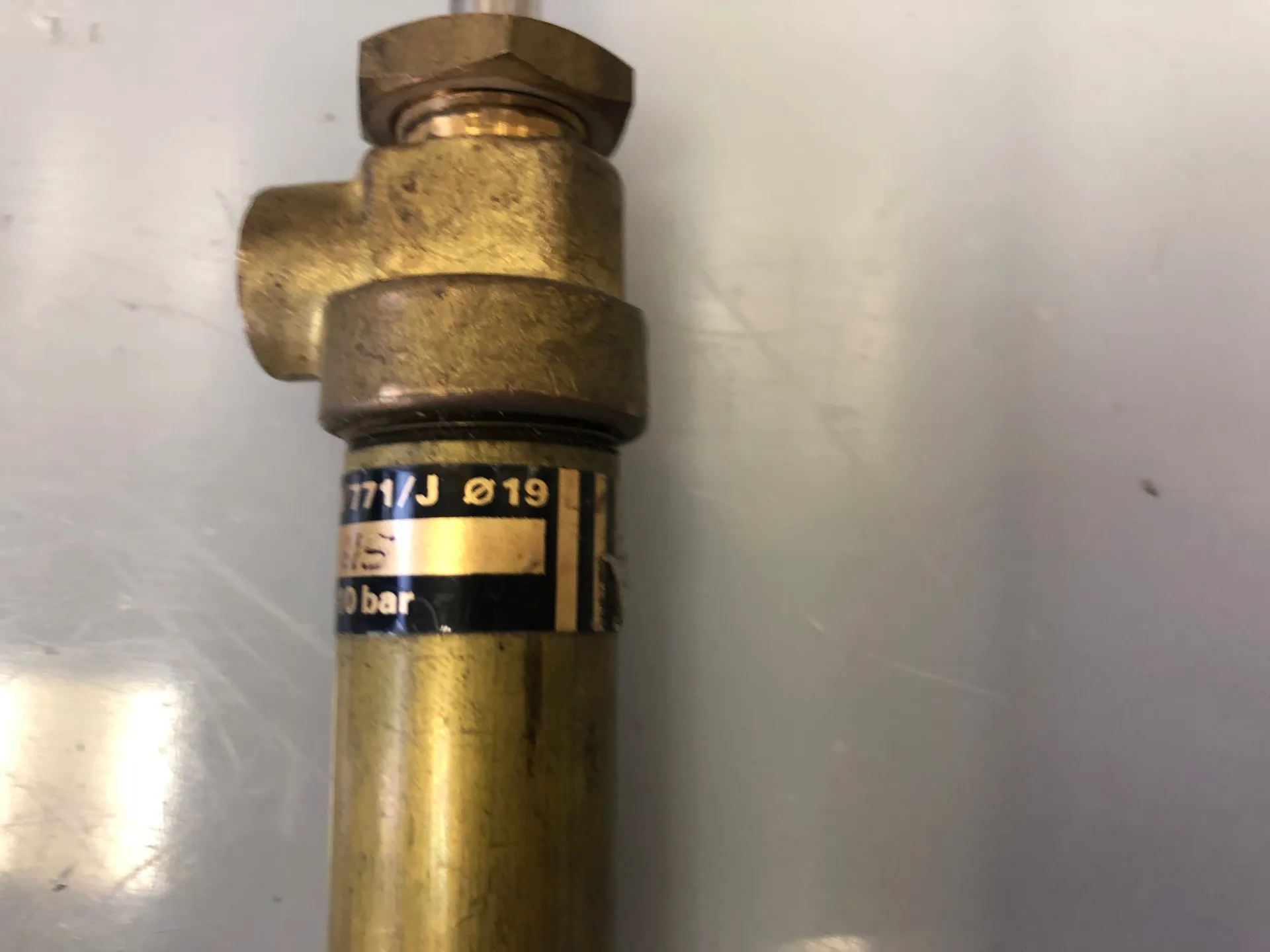 Martonair SM/771/J Pneumatic Cylinder - Thumbnail 3