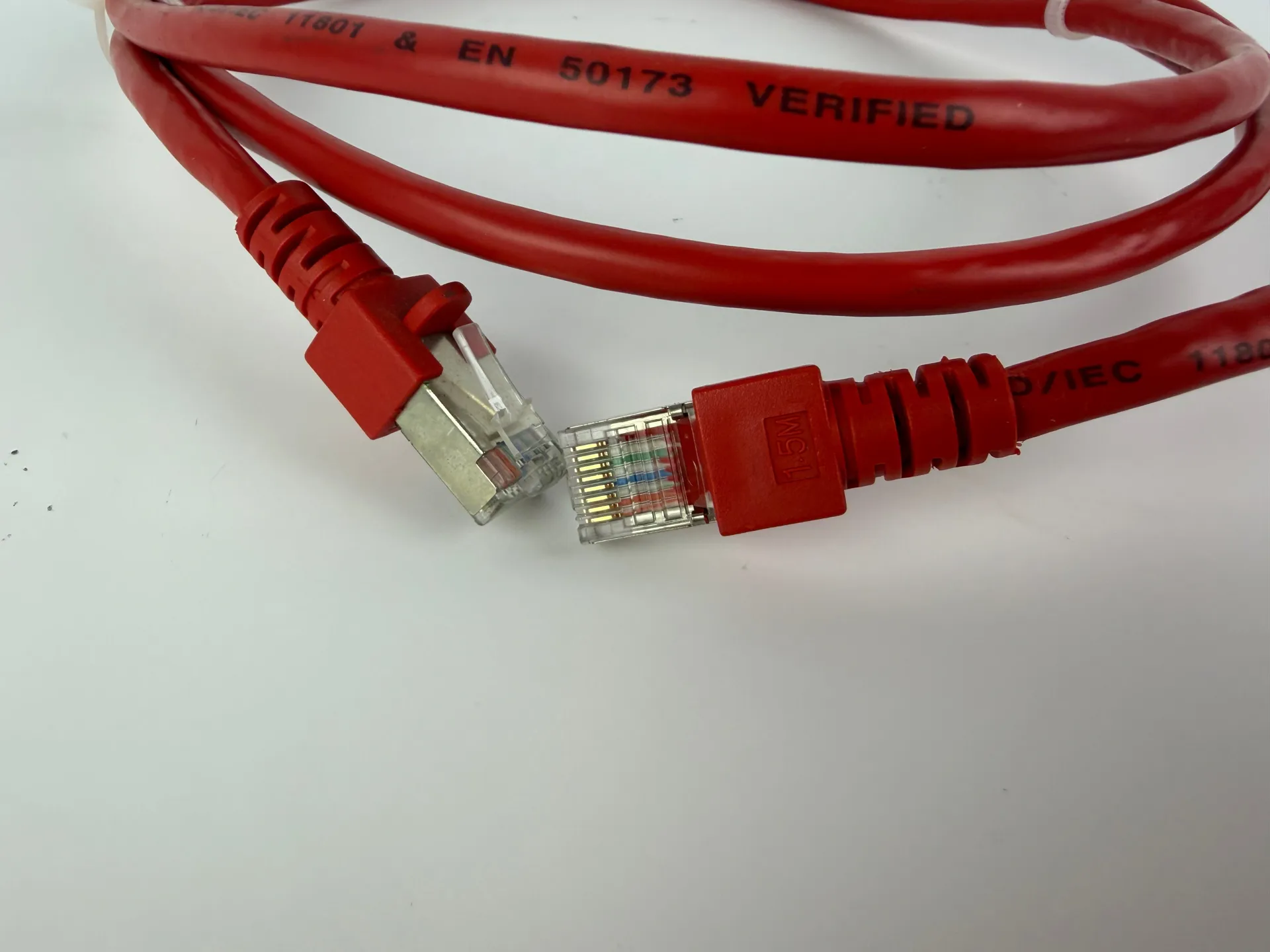 1x CAT5e SFTP Ethernet Patch Cable 1.5m RJ45 Shielded LAN 26AWG Red - Thumbnail 2