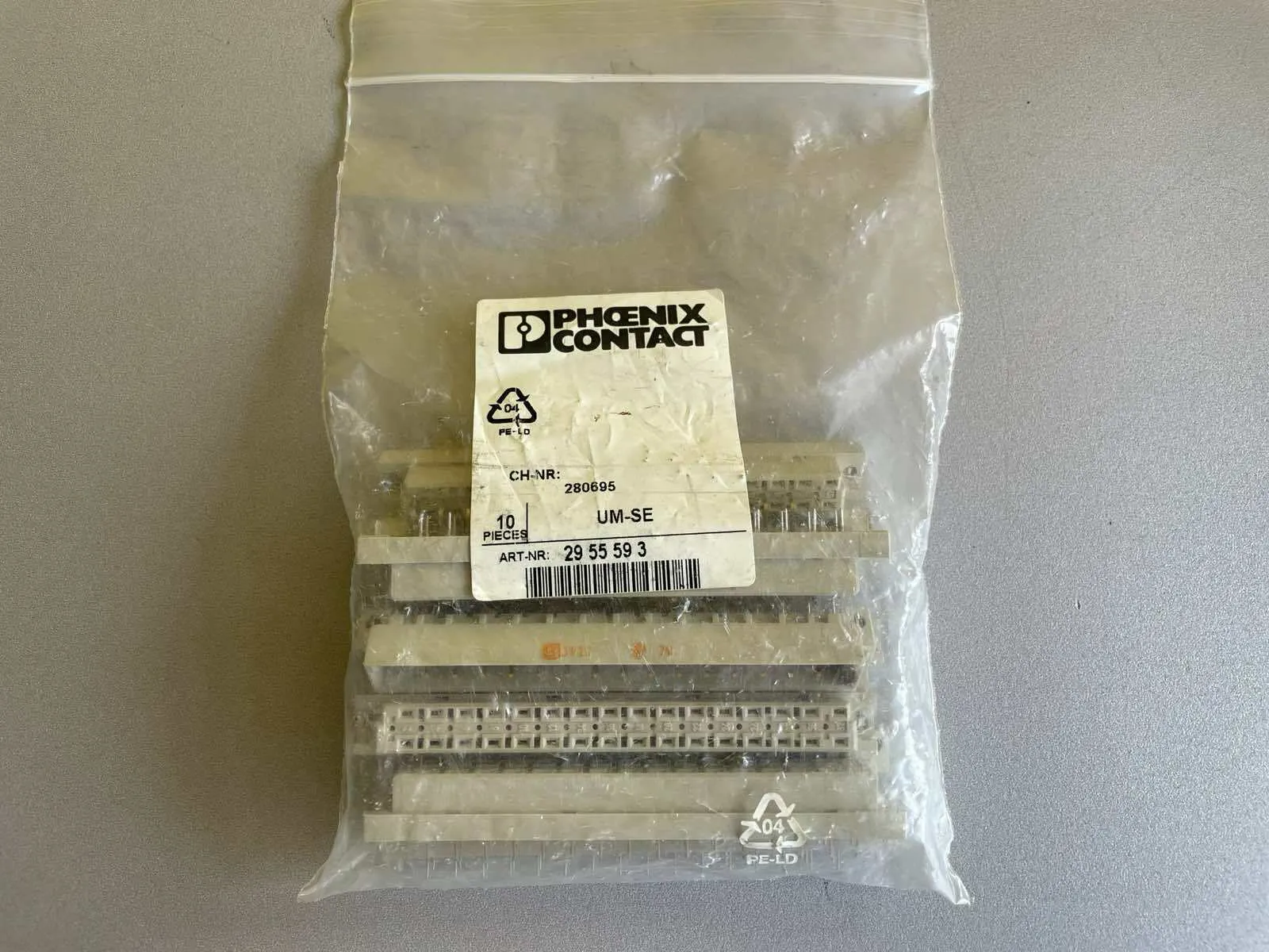 Lot of 9 Phoenix Contact PCB connectors 81 09 04 332 6831