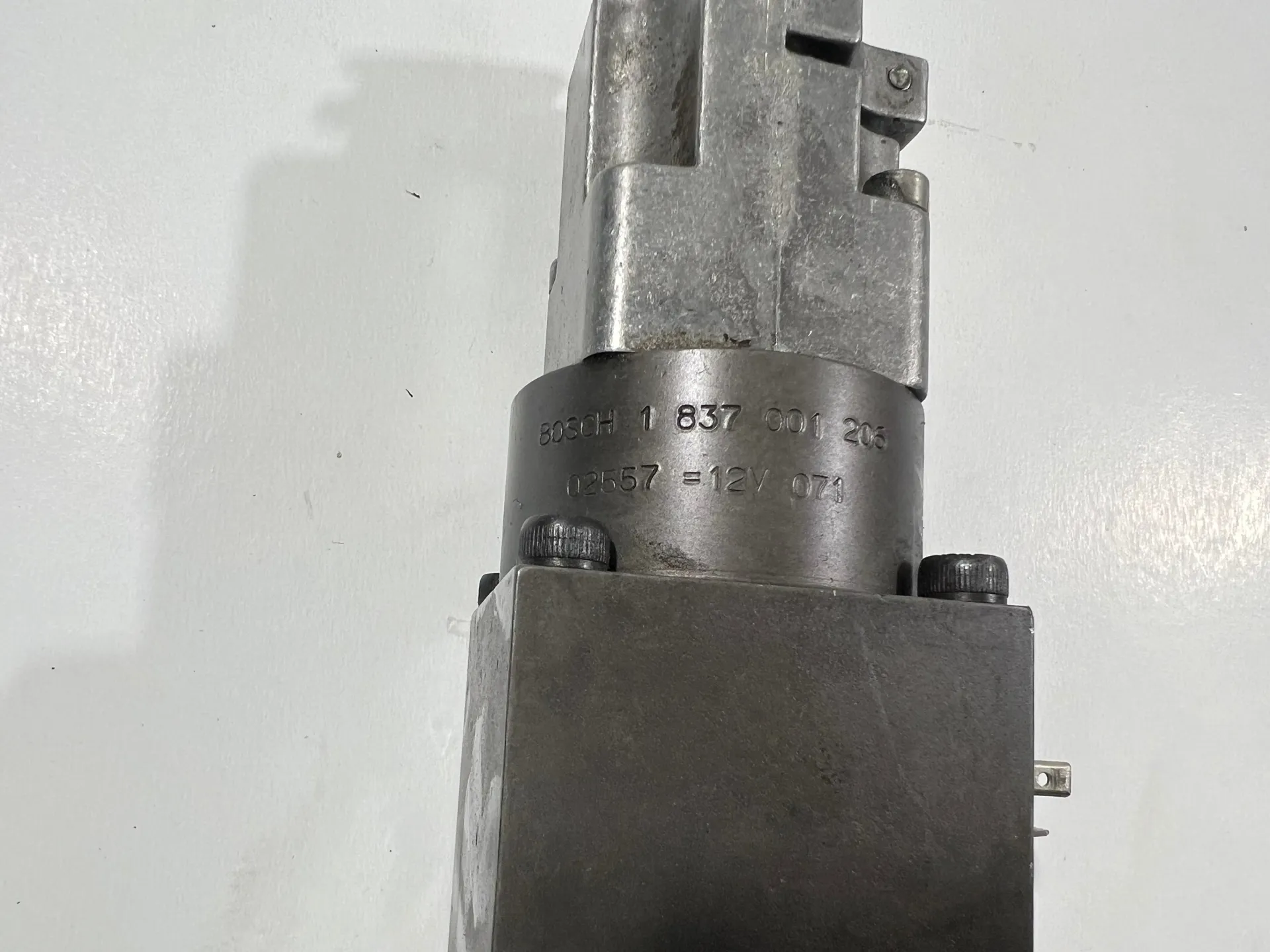 Bosch 0 811 402 001 Hydraulic Proportional Valve - Thumbnail 4
