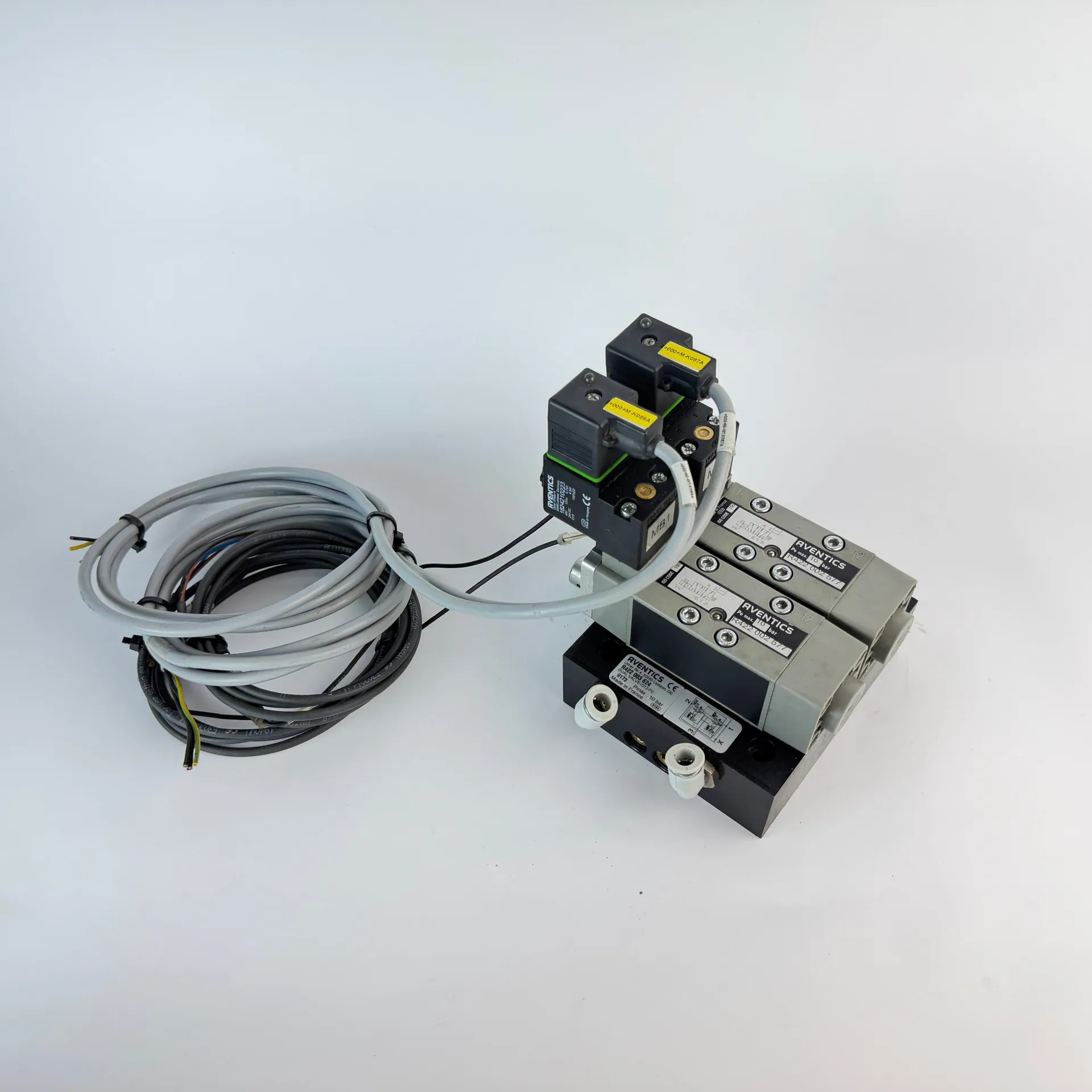 AVENTICS Dual 5/2 Directional Valve R422 002 577 w/ Island R422 003 624 Sensors Coils - Thumbnail 4