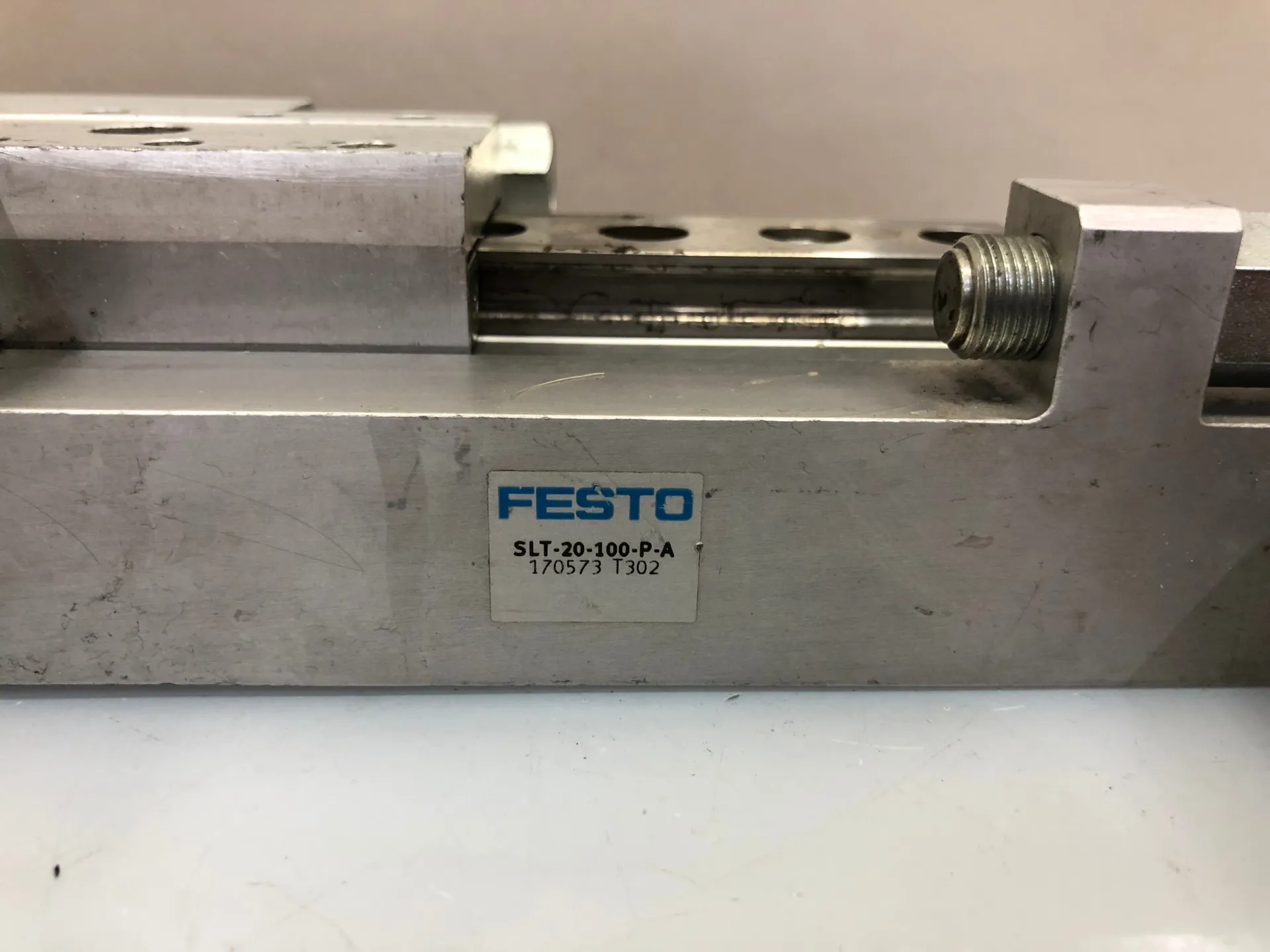 1x Festo SLT-20-100-P-A 170573 Mini Slide Cylinder - Thumbnail 4