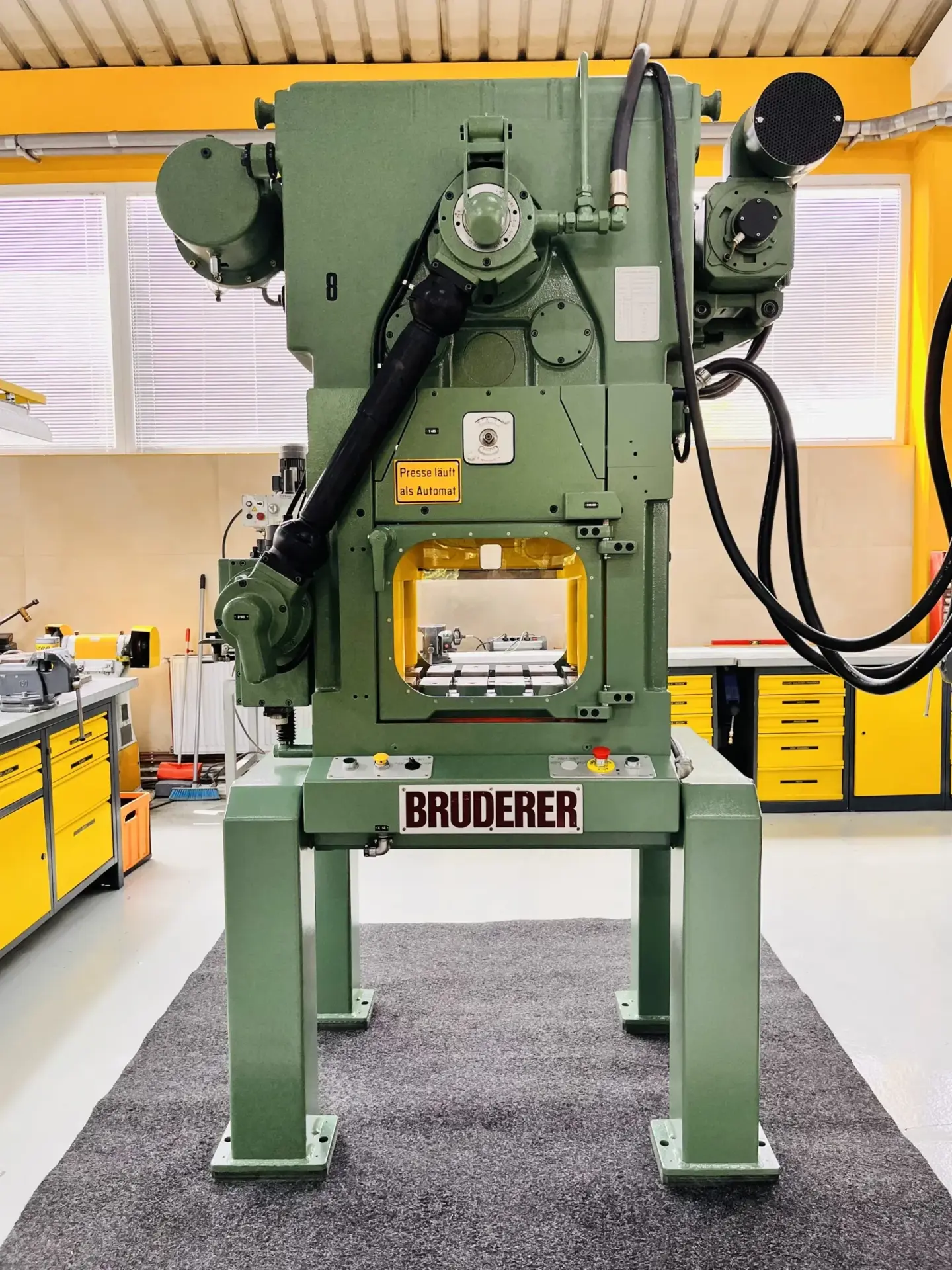 Bruderer BSTA 200 Automatic Punching Press 200 kN with BBV 100/75 Feeder - Thumbnail 5