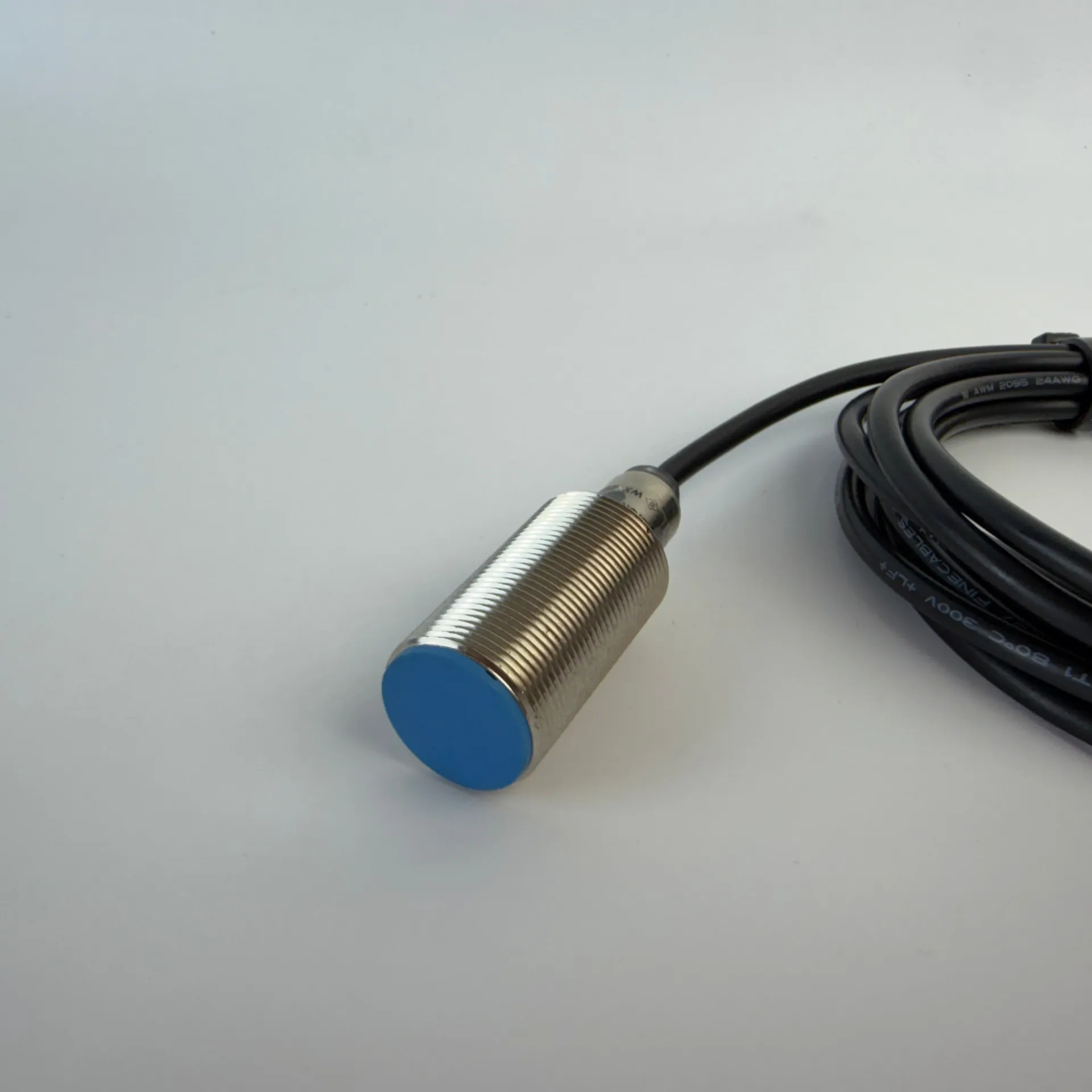 SICK IME18-08BPOZW2K 1040971 Inductive Proximity Sensor M18 8mm PNP NC 2m - Thumbnail 3
