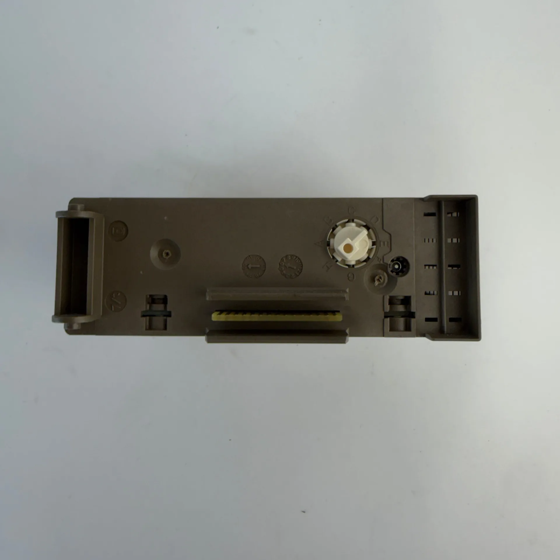 Siemens SIMATIC S5 6ES5 422-8MA11 16-Channel 24V DC Digital Input Module - Thumbnail 6