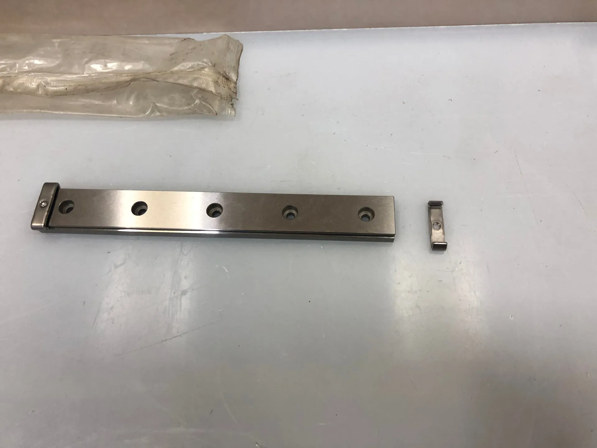 THK 190mm Linear Guide Rail – Precision Linear Motion Rail - Thumbnail 3