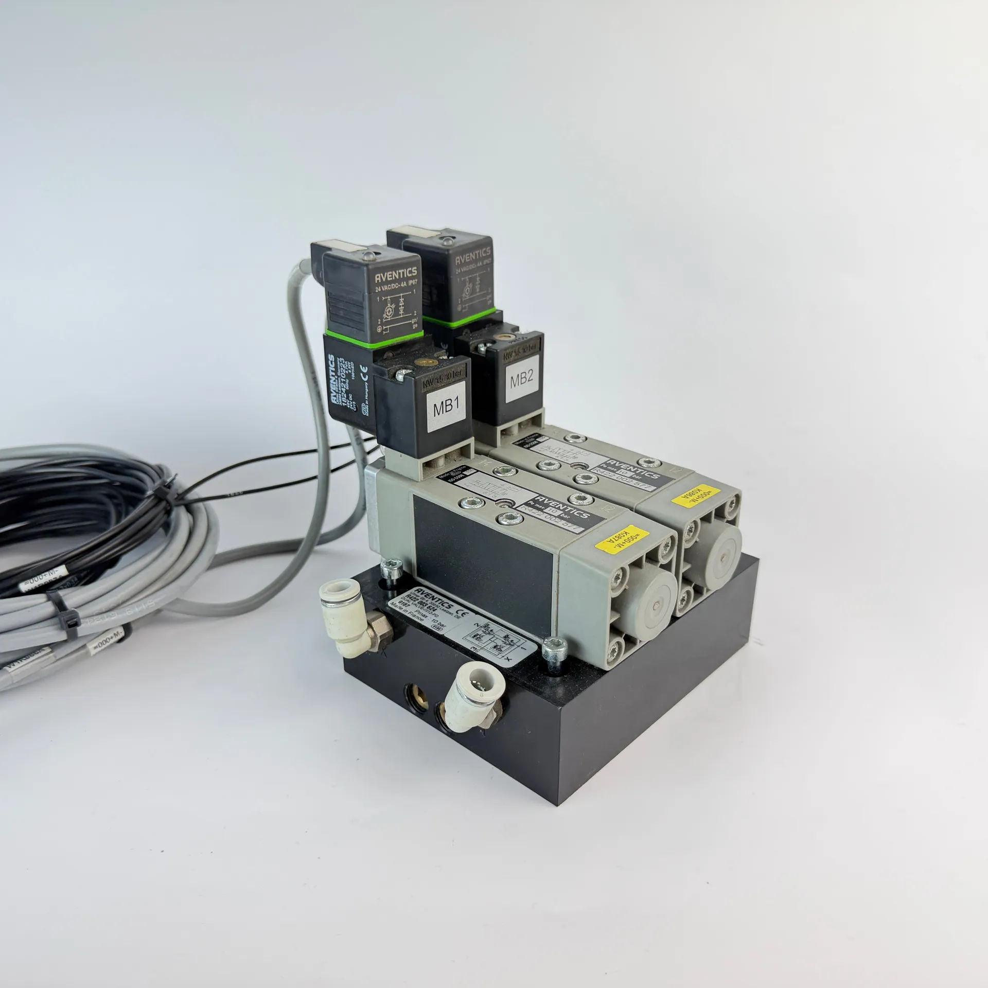 AVENTICS Dual 5/2 Directional Valve R422 002 577 w/ Island R422 003 624 Sensors Coils - Thumbnail 3