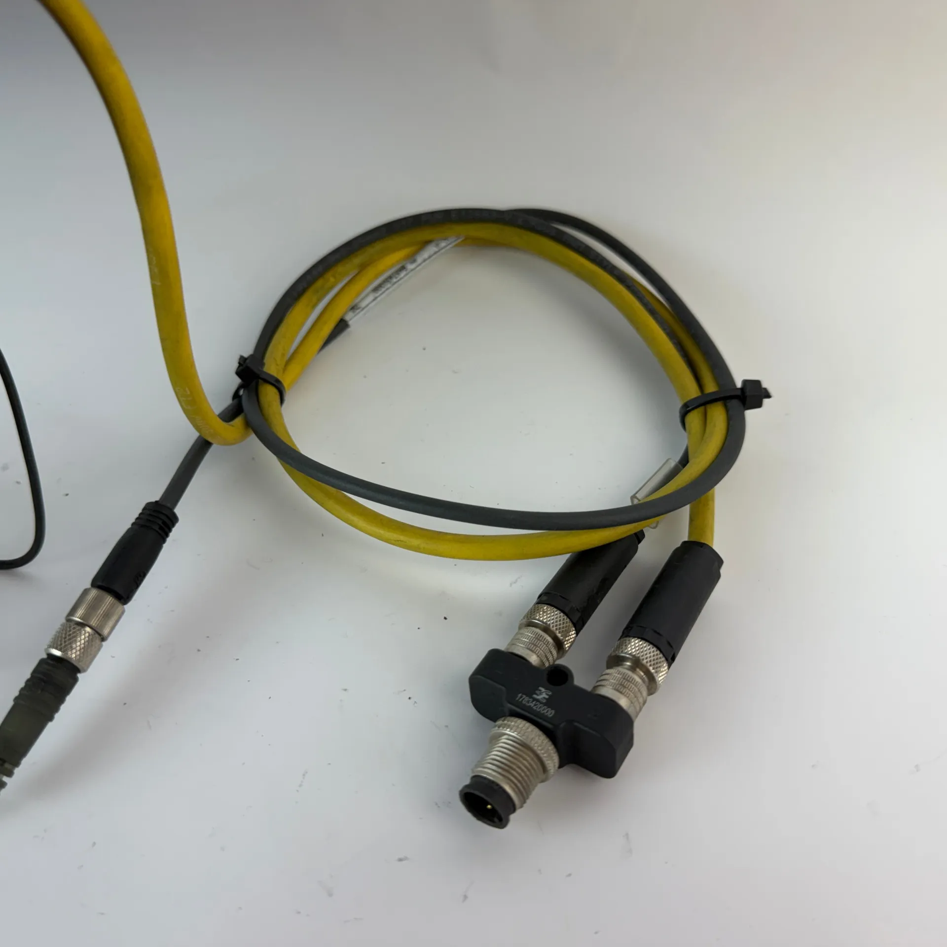 AVENTICS R422 002 577 5/2 Pneumatic Directional Valve w/ Coil 1824210223 Sensor Cable - Thumbnail 6