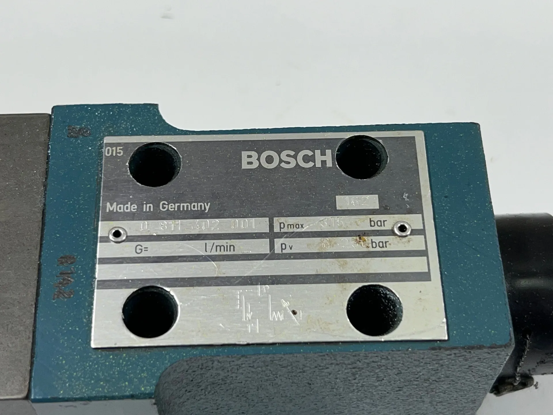 Bosch 0 811 402 001 Hydraulic Proportional Valve - Thumbnail 3