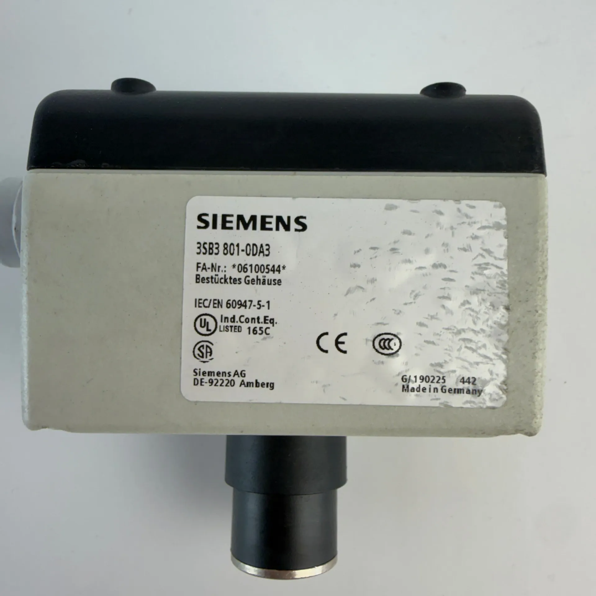 Siemens 3SB3801-0DA3 Key Selector Control Station Enclosure – Lot of 2 - Thumbnail 7