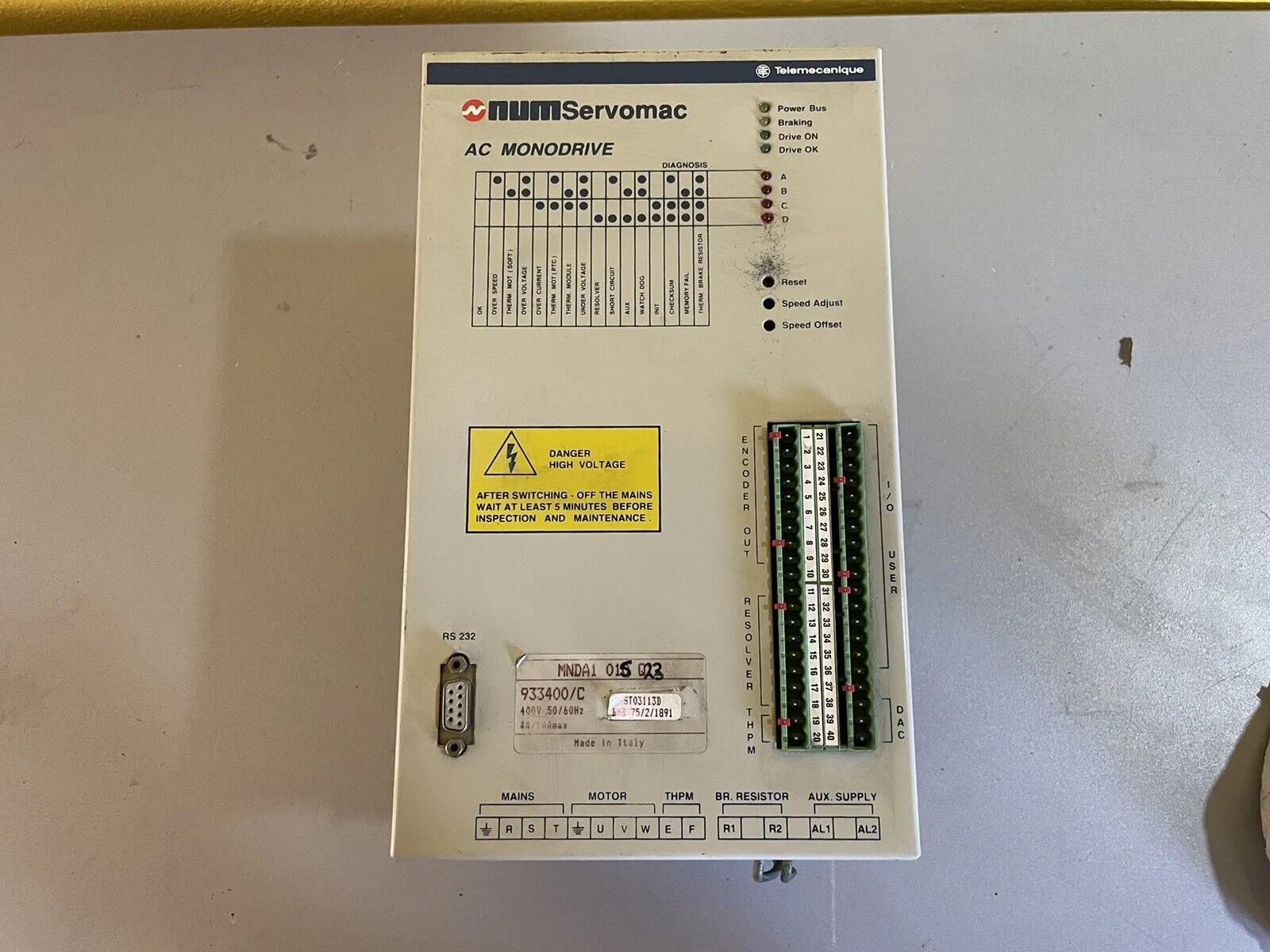 Telemecanique NUM Servomac MNDA1010Q23 Servo Drive Controller - Thumbnail 4