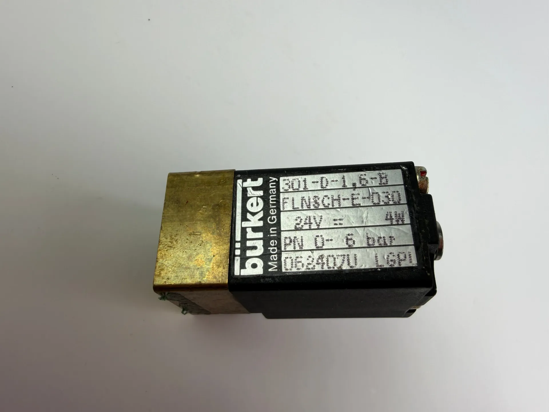 Burkert 301-D-1,6-B Solenoid Valve – Part No. 062407U - Thumbnail 3