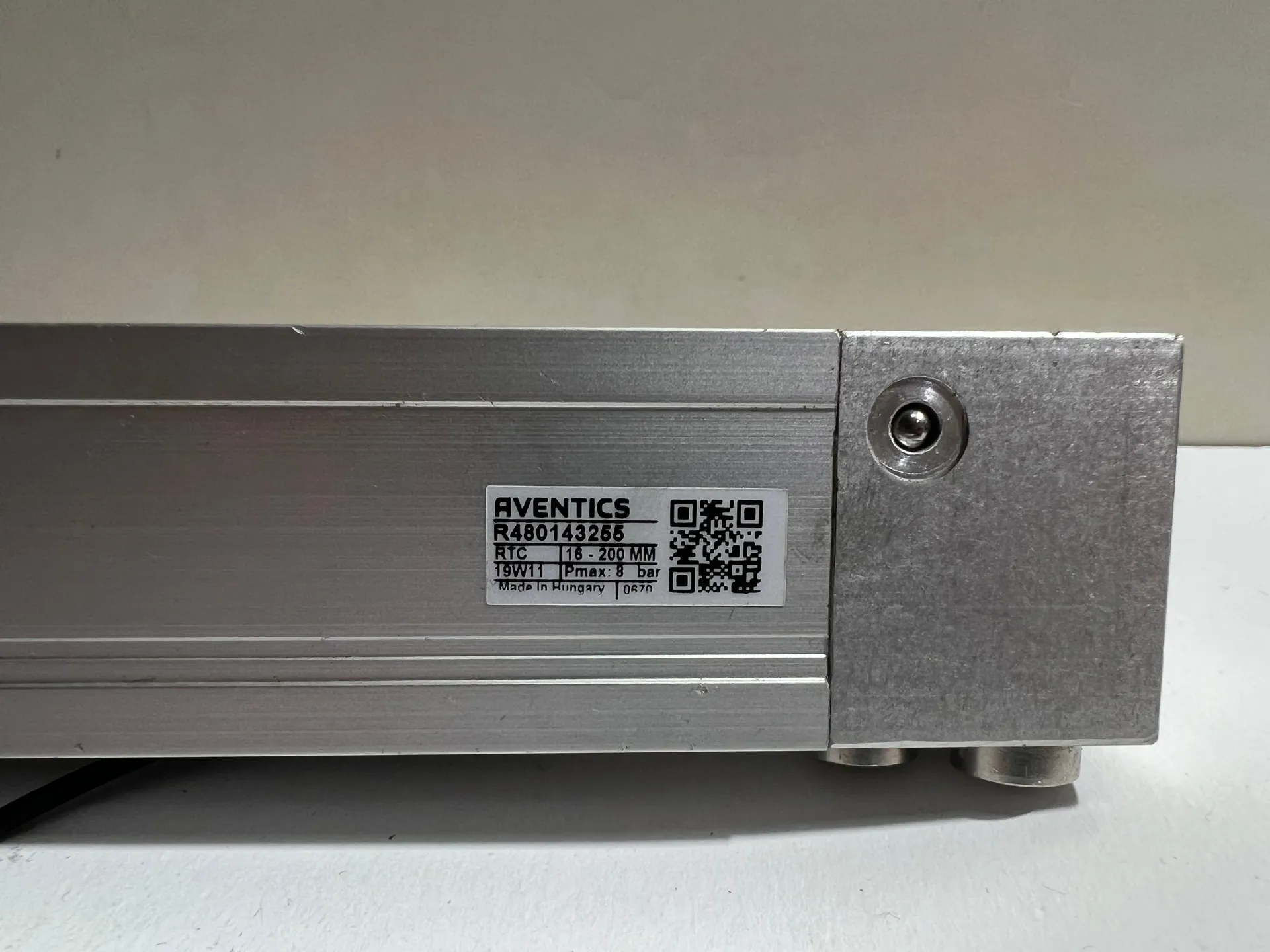 Aventics R480143255 Pneumatic Cylinder 8 Bar - Thumbnail 2