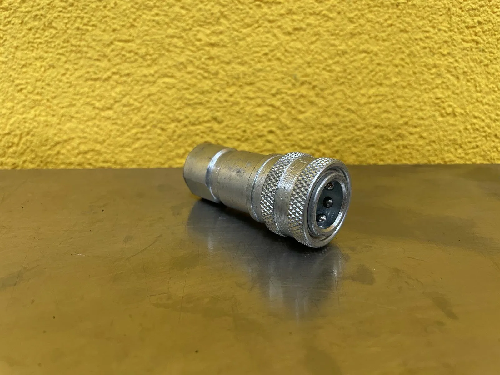 1x H3-63-BSPP Parker Steel Female Hydraulic Quick Connect Coupling, G 3/8 Female