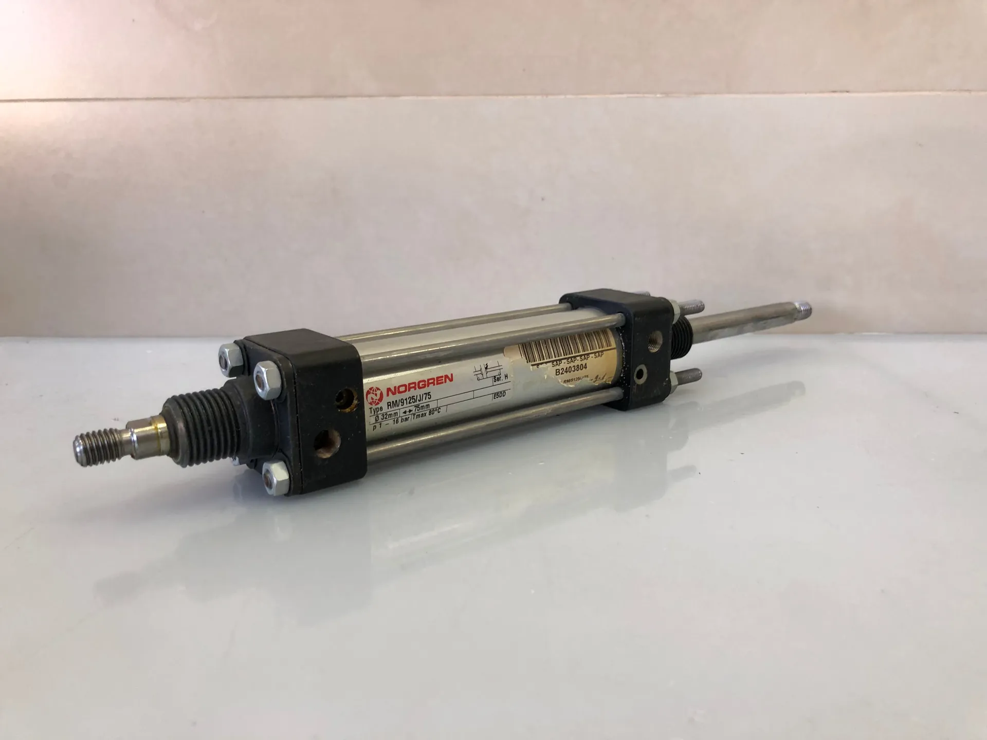 NORGREN RM/9125/J/75 Pneumatic Tie‑Rod Cylinder