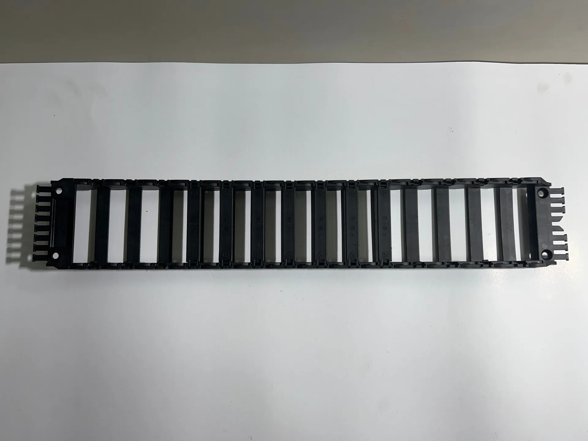 Igus 1400.080.075 Energy Chain Cable Carrier – Lot of 14 Pieces - Thumbnail 2