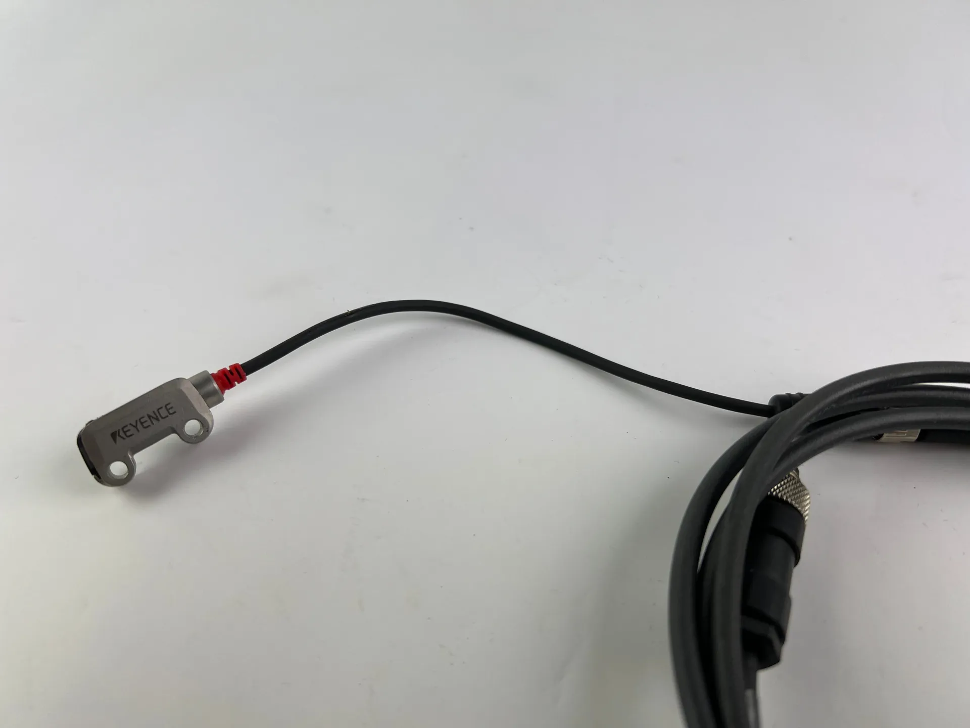 1x Keyence PR-M51C3PD Photoelectric Sensor + 150cm Cable - Image 1