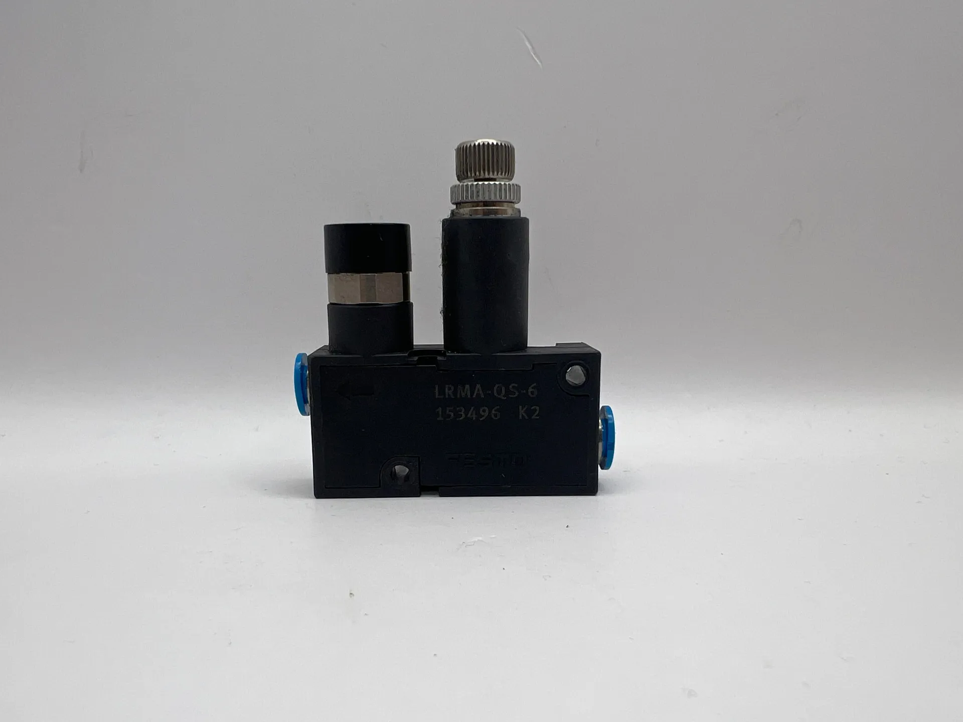 1x FESTO LRMA-QS-6 153496 Reducing Valves (LRMAQS6) - Thumbnail 2