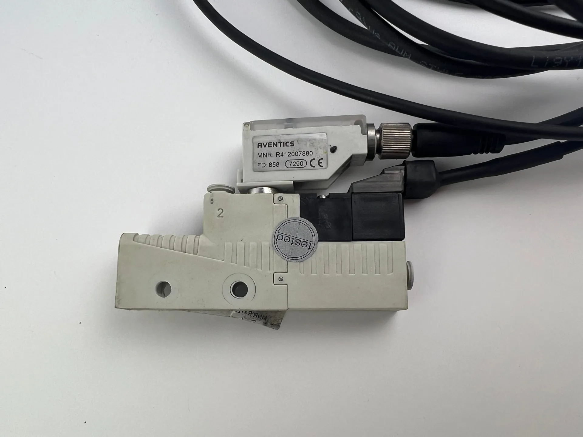 Aventics R412010167 Ejector, Series EBS with 2m Cable - Thumbnail 2
