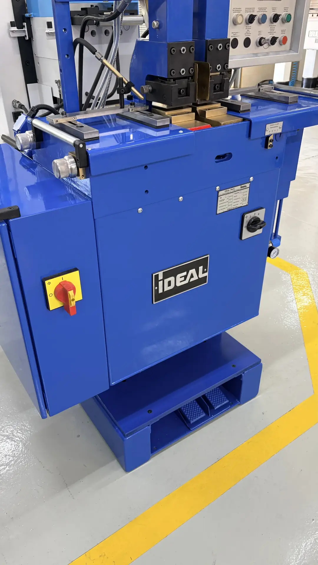 iDEAL BAS 120 Band Saw Blade Welder, Blades 25-120 mm, Hydraulic Clamping - Thumbnail 19