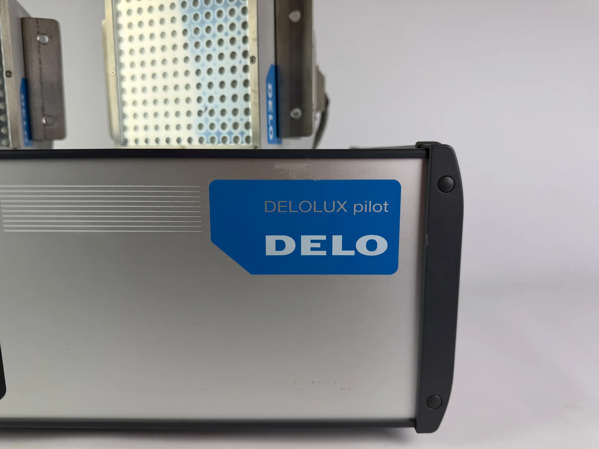 DELO DELOLUX pilot A4T Control Unit + 2× DELOLUX 20/400 A2 LED Heads – Complete UV Light Curing System - Thumbnail 5