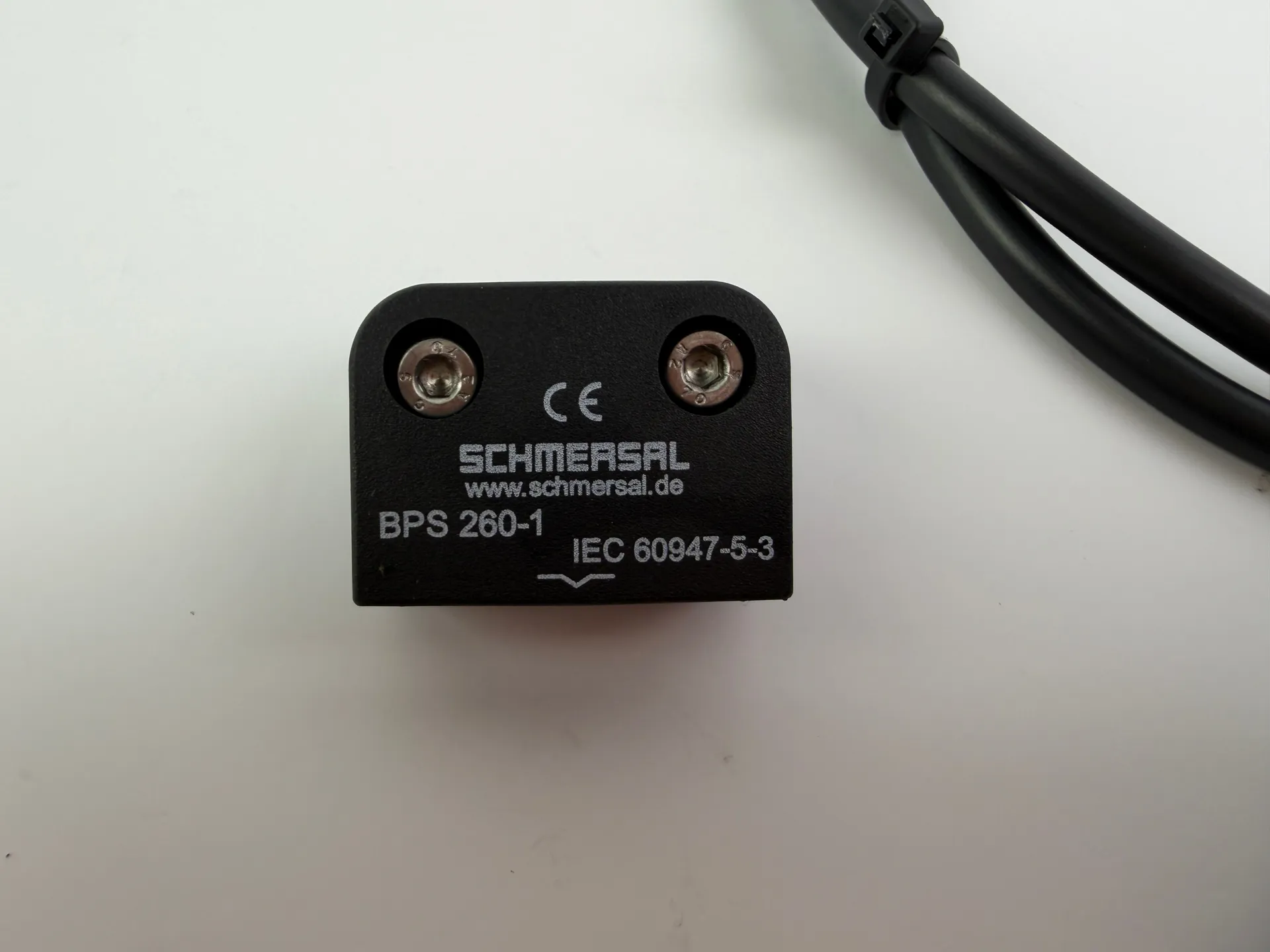 1x SCHMERSAL BNS 260-02/01Z-R 5.0M Magnetic Safety Sensor + BPS 260-1 Receiver - Thumbnail 4