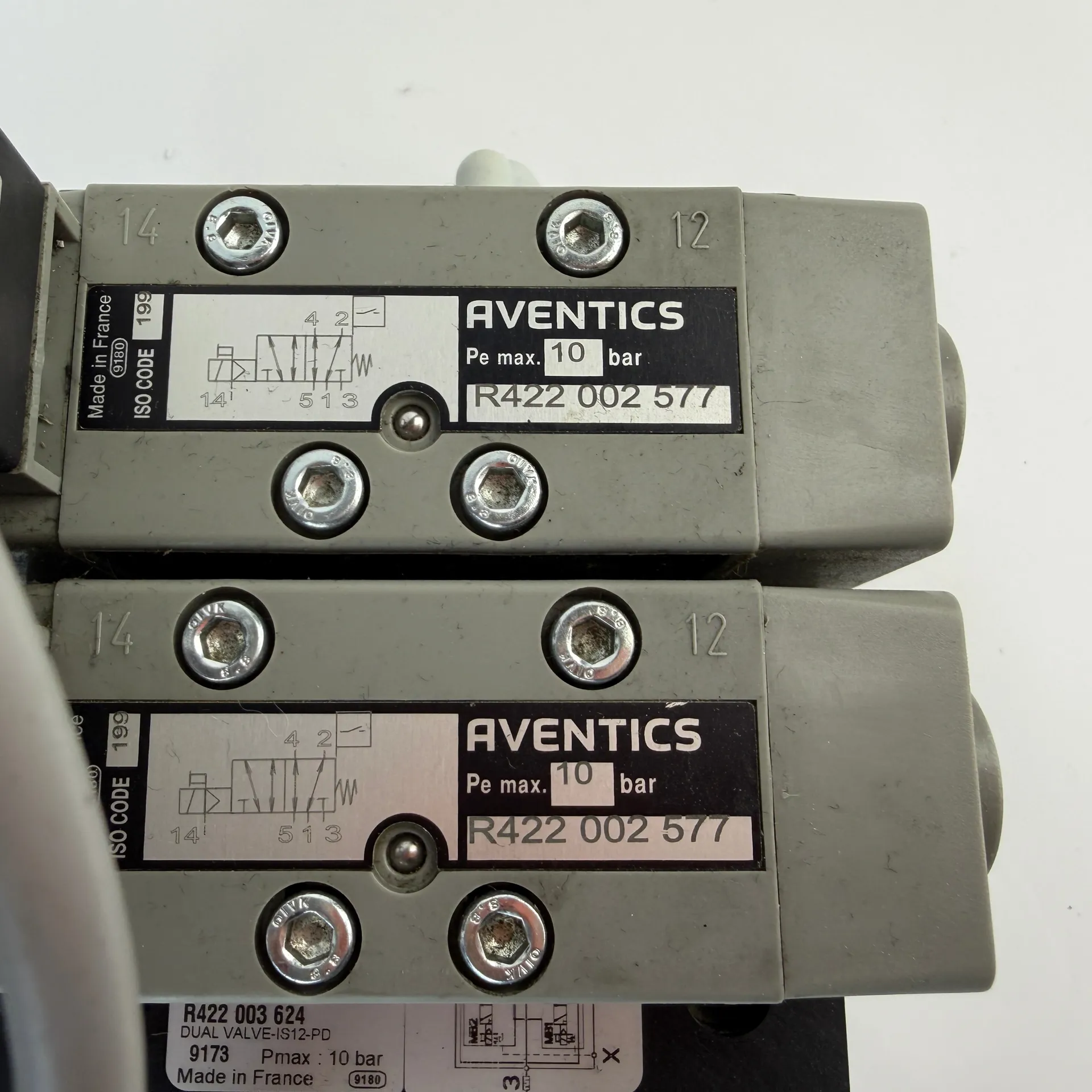 AVENTICS Dual 5/2 Directional Valve R422 002 577 w/ Island R422 003 624 Sensors Coils - Thumbnail 5