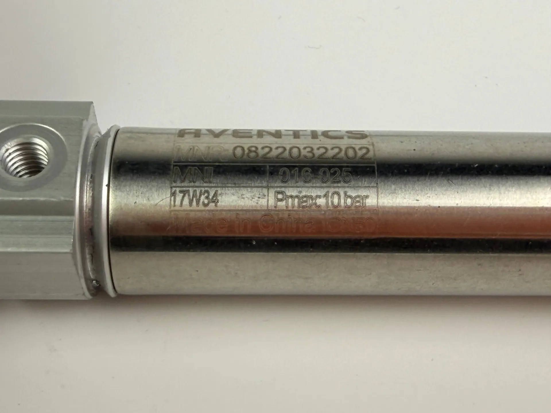 1x Aventics 0822032202 Pneumatic Cylinder – Double Acting – Max 10 Bar - Thumbnail 3