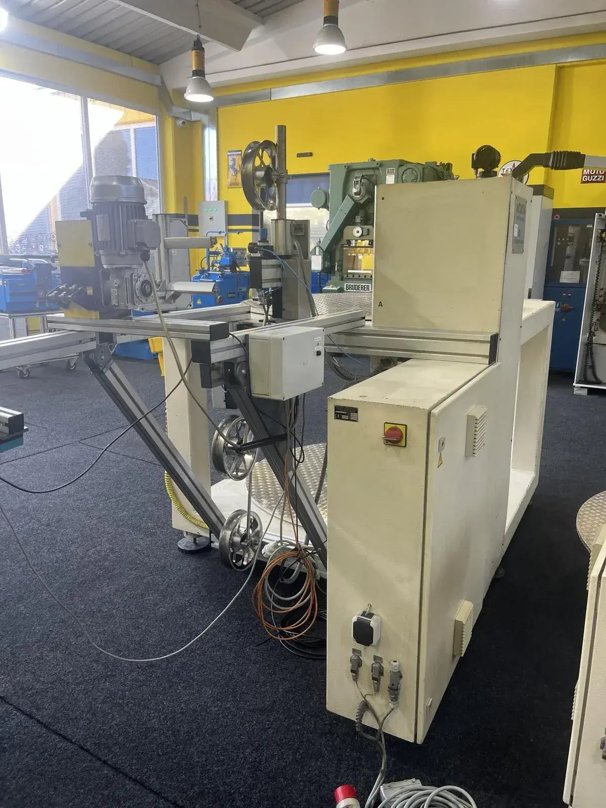 NOXON DPH 1400 Double Pallet Horizontal Decoiler 3000 kg - Thumbnail 9