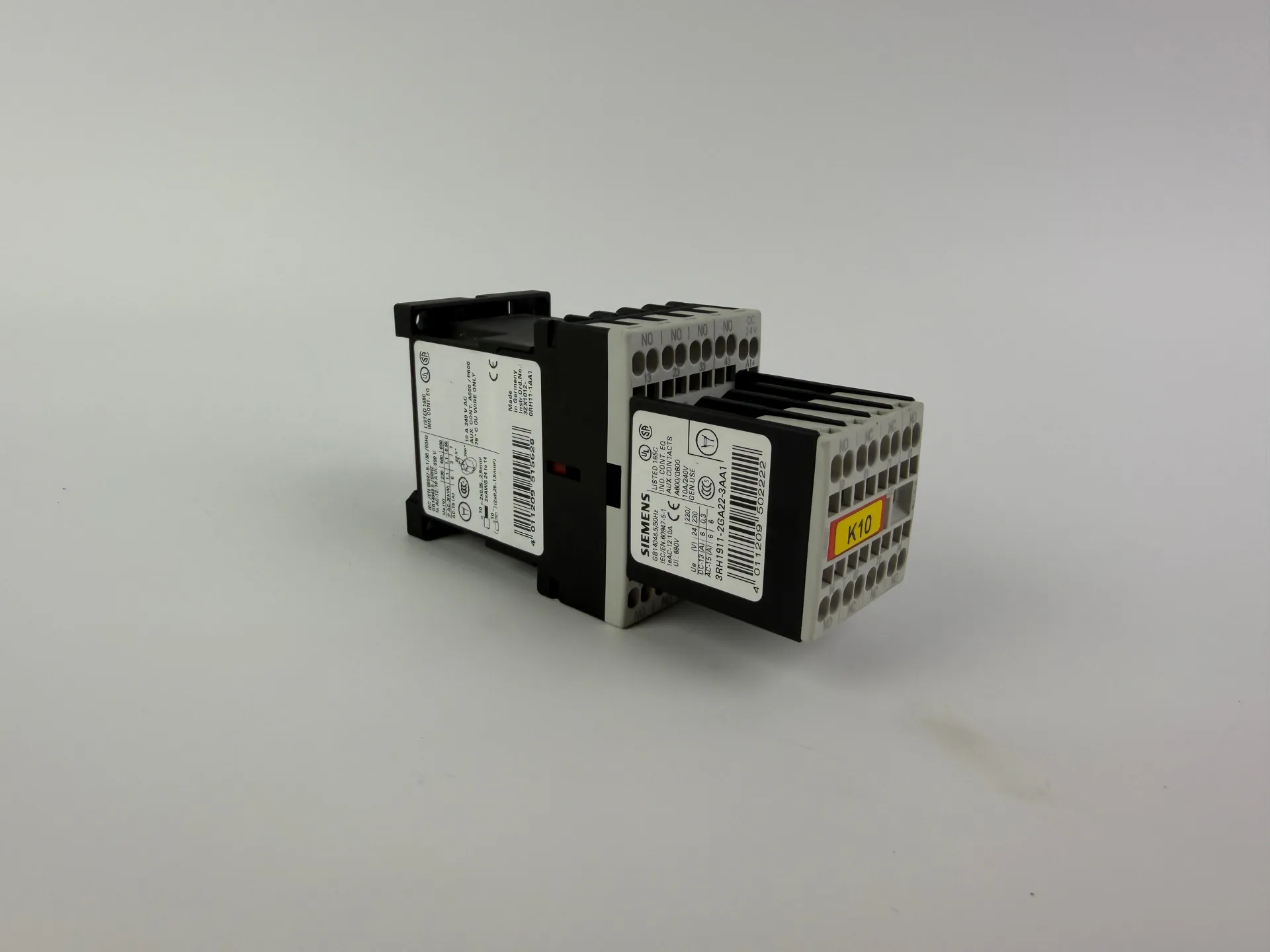 1x Siemens 3ZX1012-0RH11-1AA1 Contactor with 3RH1911-2GA22-3AA1 Auxiliary Relay - Image 1