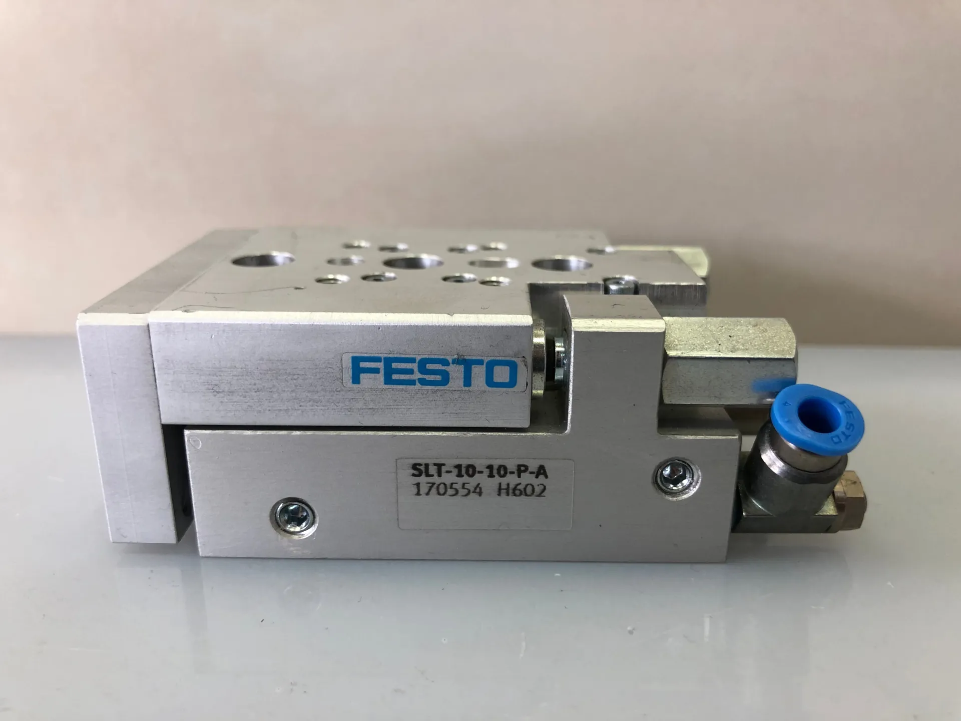 Festo SLT-10-10-P-A 170554 Mini Slide Cylinder - Thumbnail 2