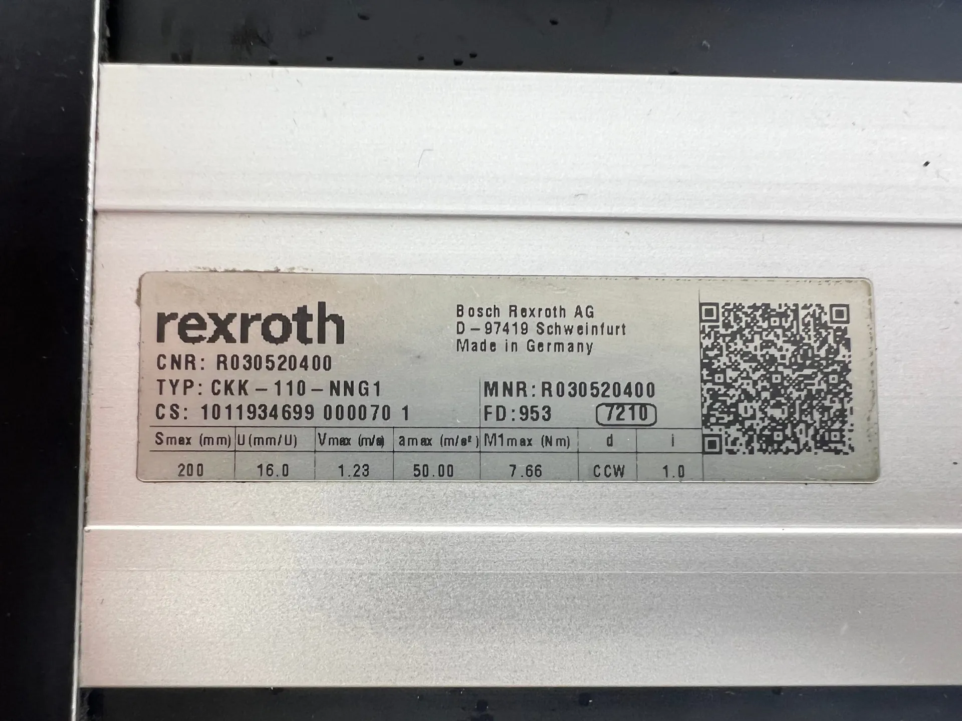 Rexroth R030520400 CKK-110-NNG1 Compact Module + R911306060 MSK040C-0600-NN-M1-UG0-NNNN Motor + 2 Cables + 2 Sensors - Thumbnail 3