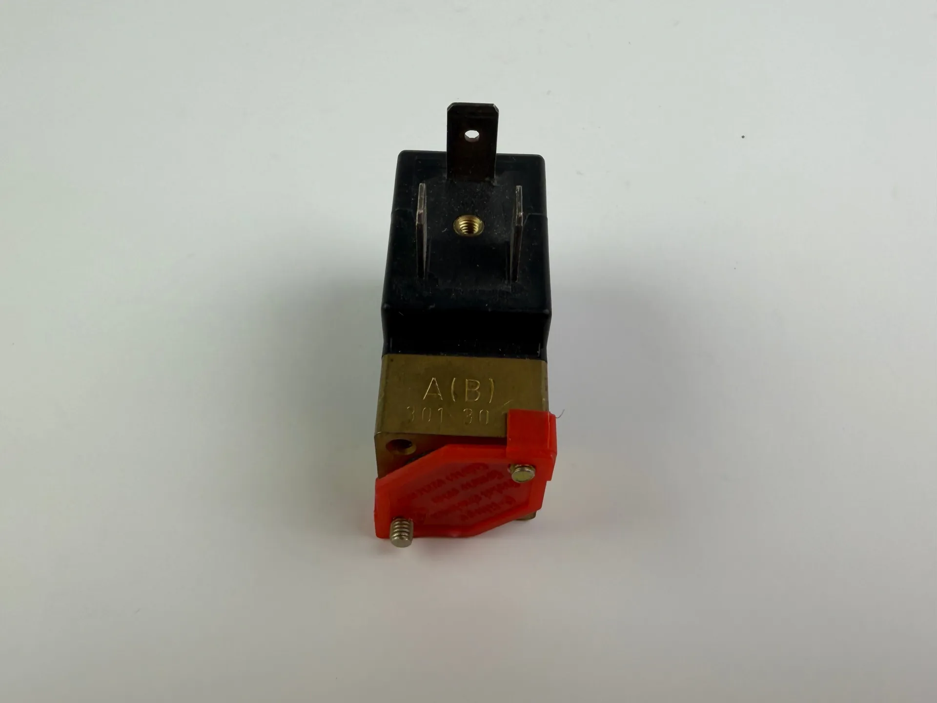 1x Burkert 0301 C 1,6 NBR MS Solenoid Valve – Part No. 042870 - Thumbnail 5