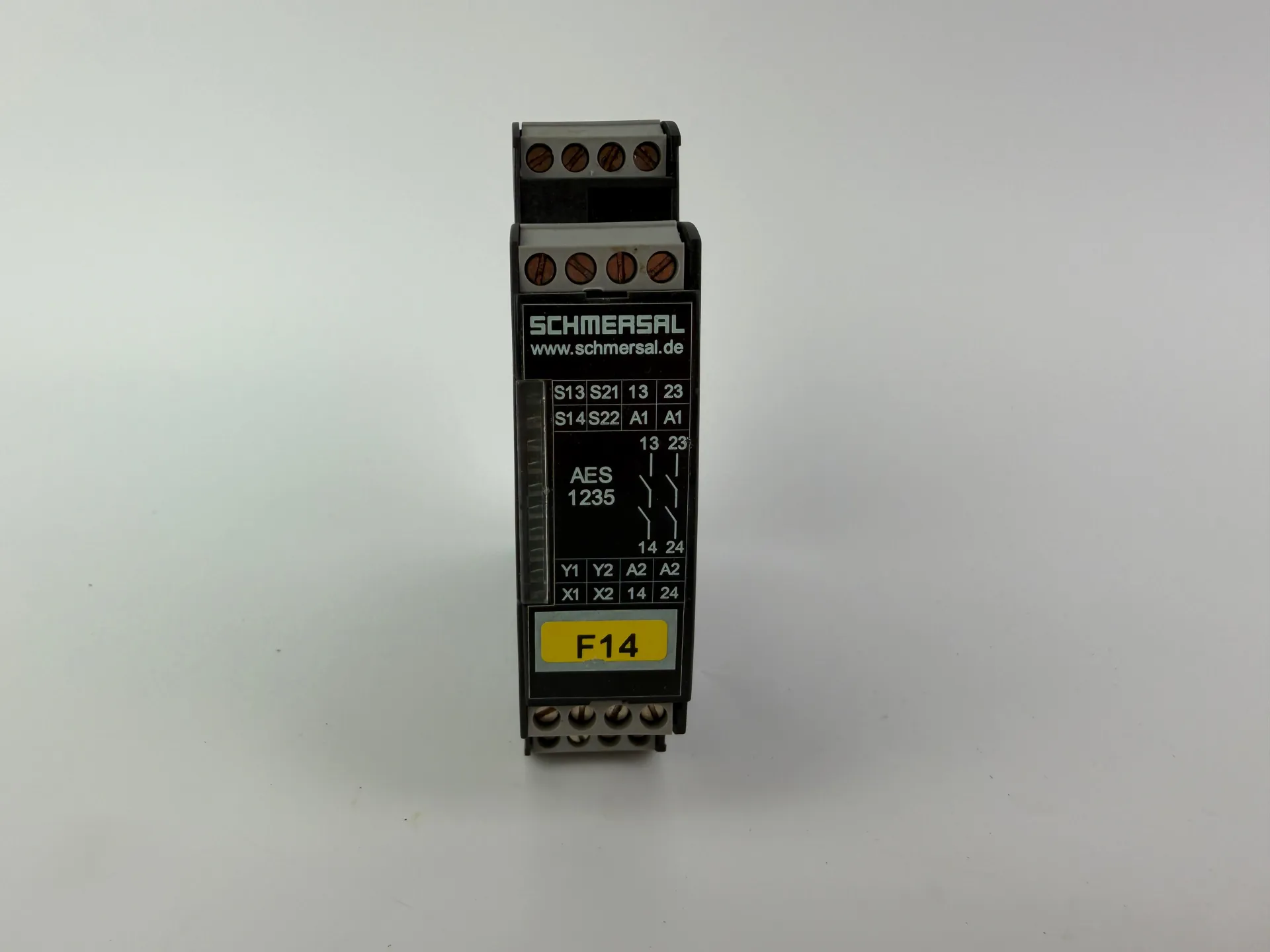 1x Schmersal AES 1235 Safety Monitoring Module 24VDC (B300 / Q300) - Thumbnail 4