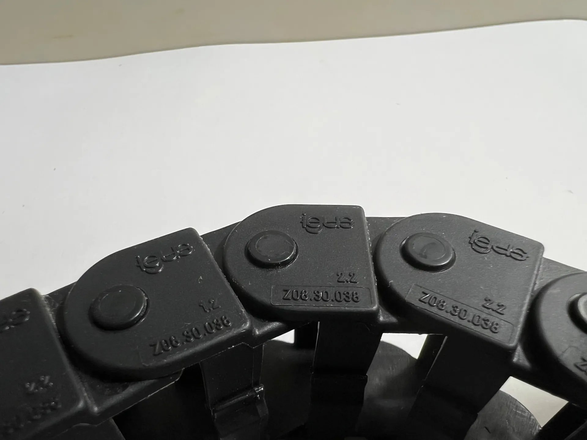 Igus Z08.30.038 Energy Chain Cable Carrier – Lot of 15pcs - Image 1