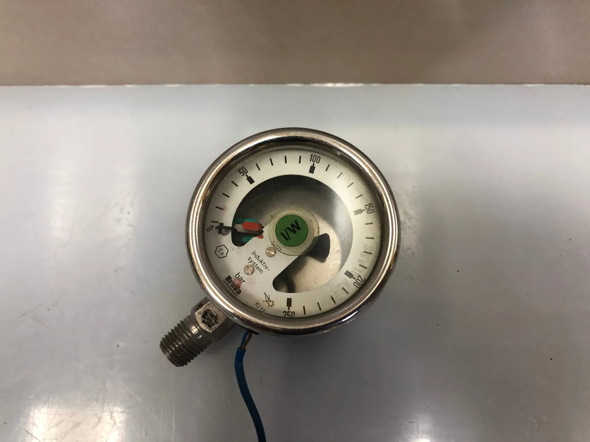 1x DruVa BE Indicating Pressure Switch WE 77/Ex 1 – 0–250 bar Inductive Sensor - Thumbnail 2
