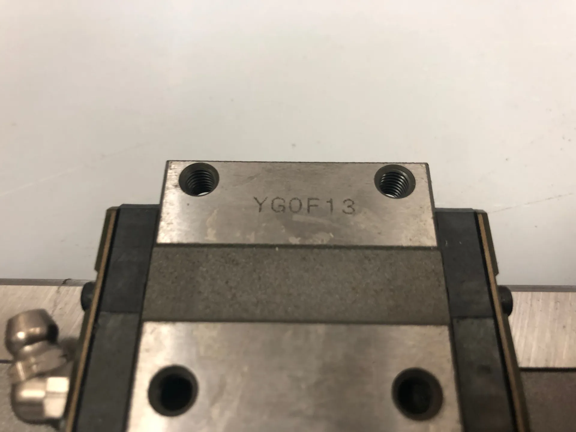 THK HRW21C Linear Guide – 3 Blocks on 380mm Rail - Image 1